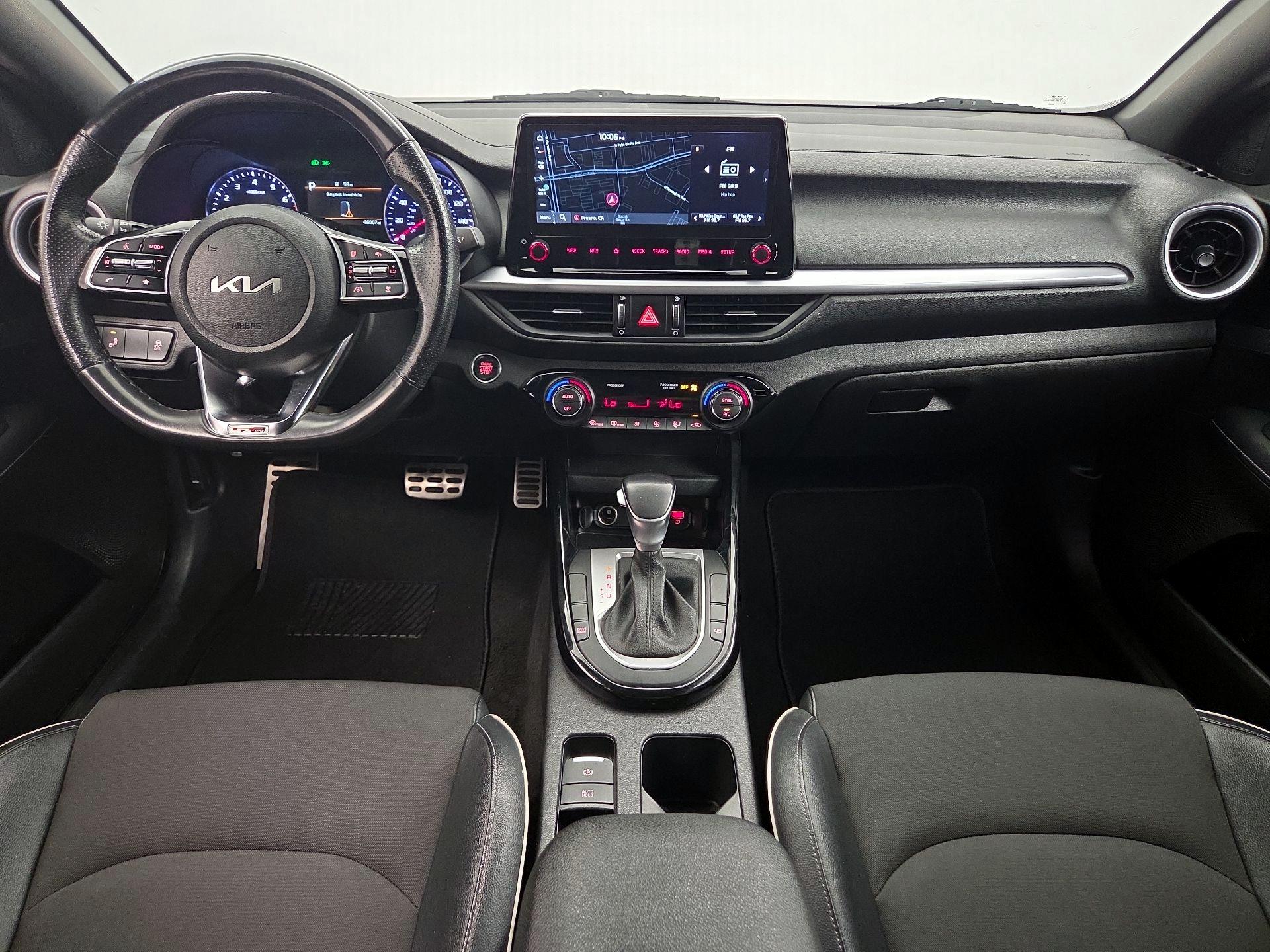 Thumbnail: 2023 Kia Forte - 9