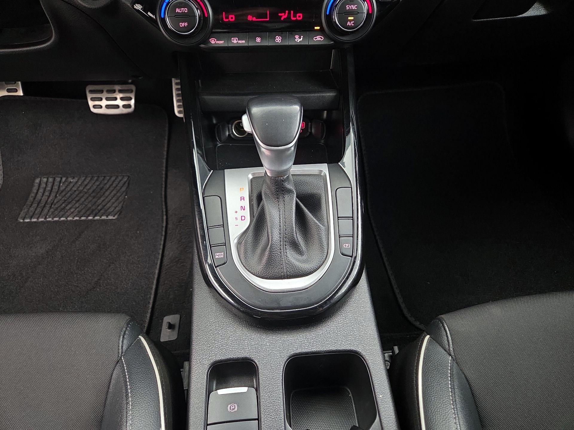 Thumbnail: 2023 Kia Forte - 18