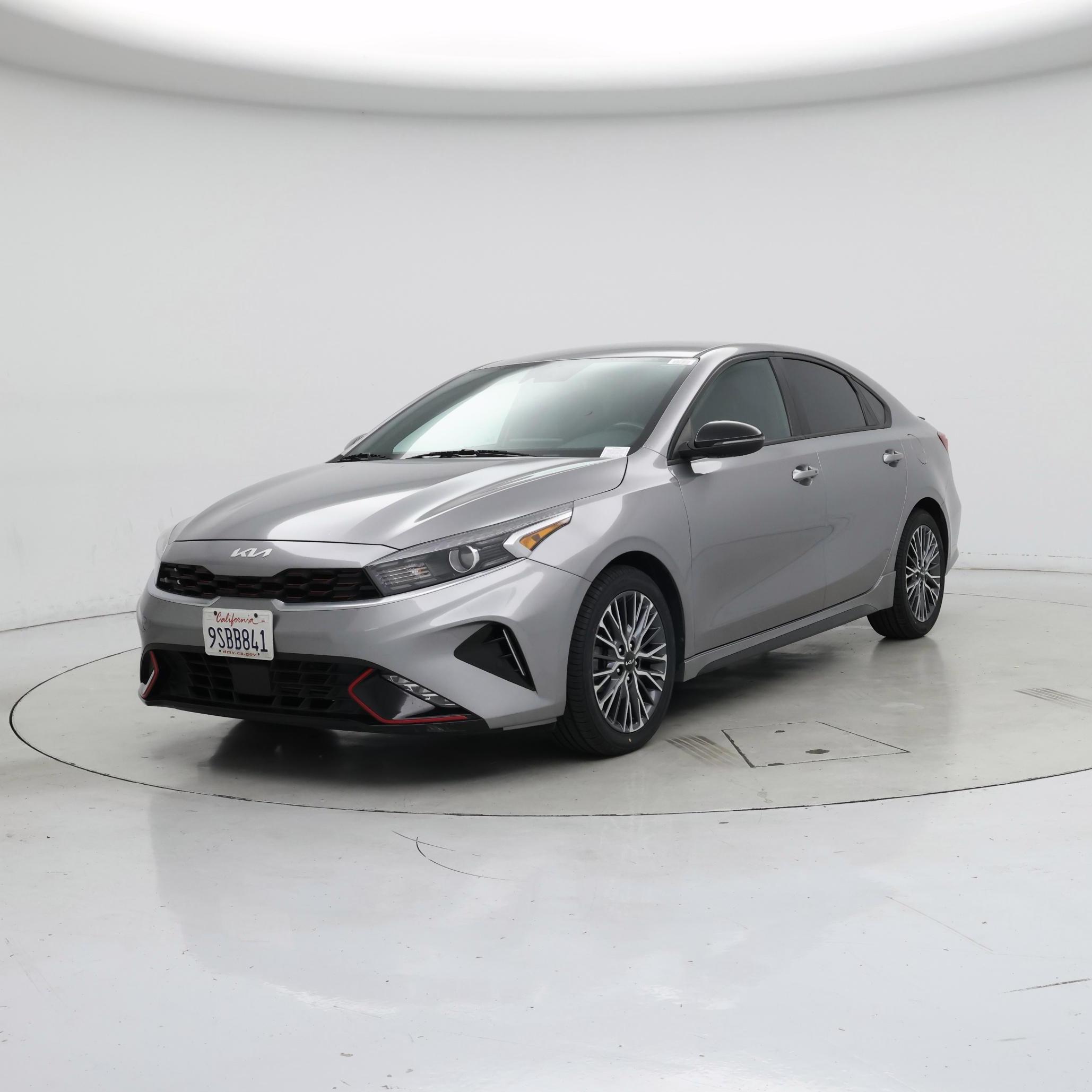 Thumbnail: 2023 Kia Forte - 4