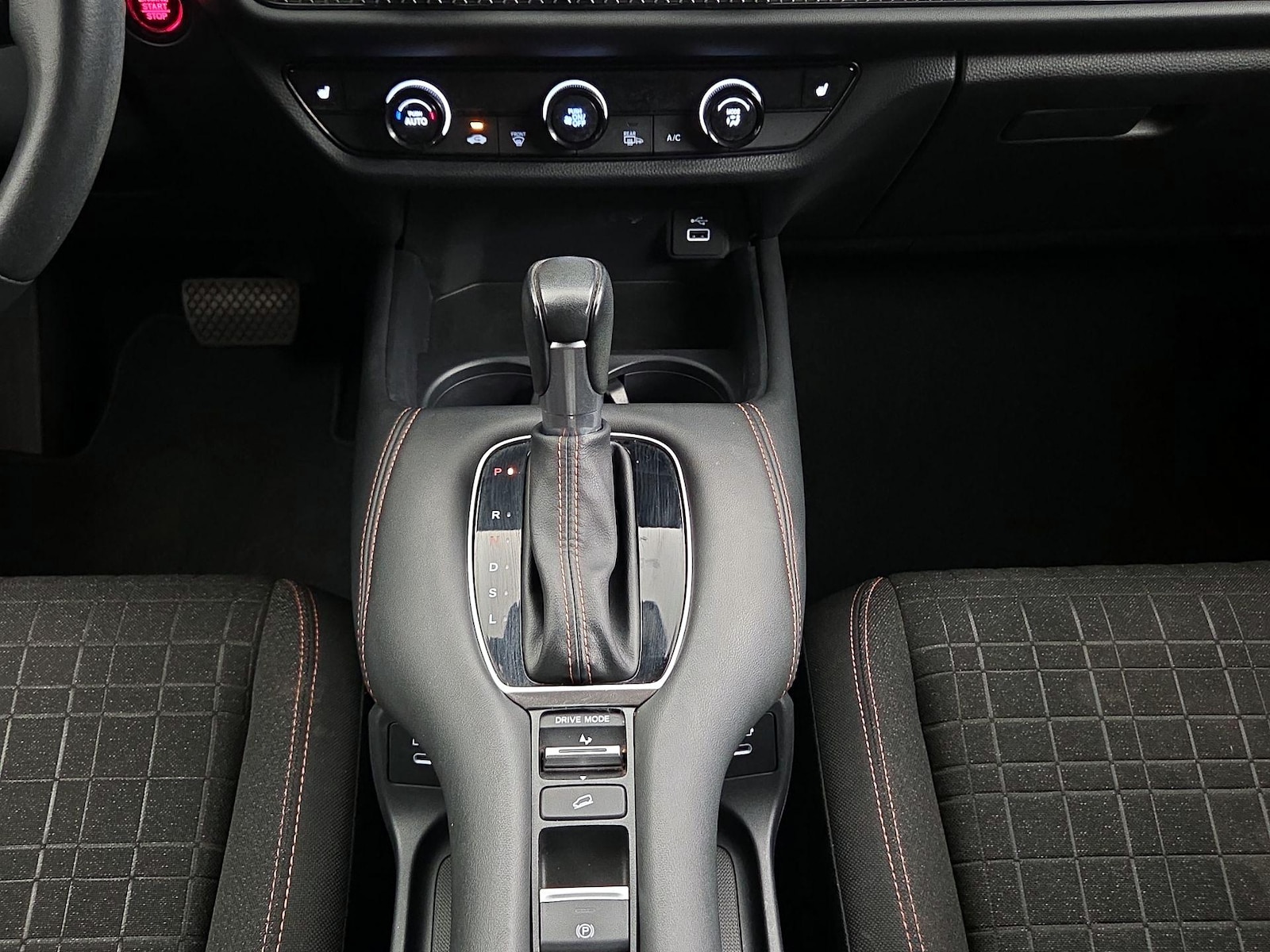 2024 Honda HR-V Sport - Photo 18