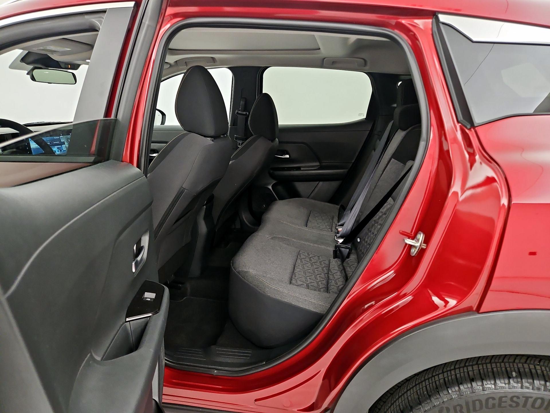 Thumbnail: 2025 Nissan Kicks - 16