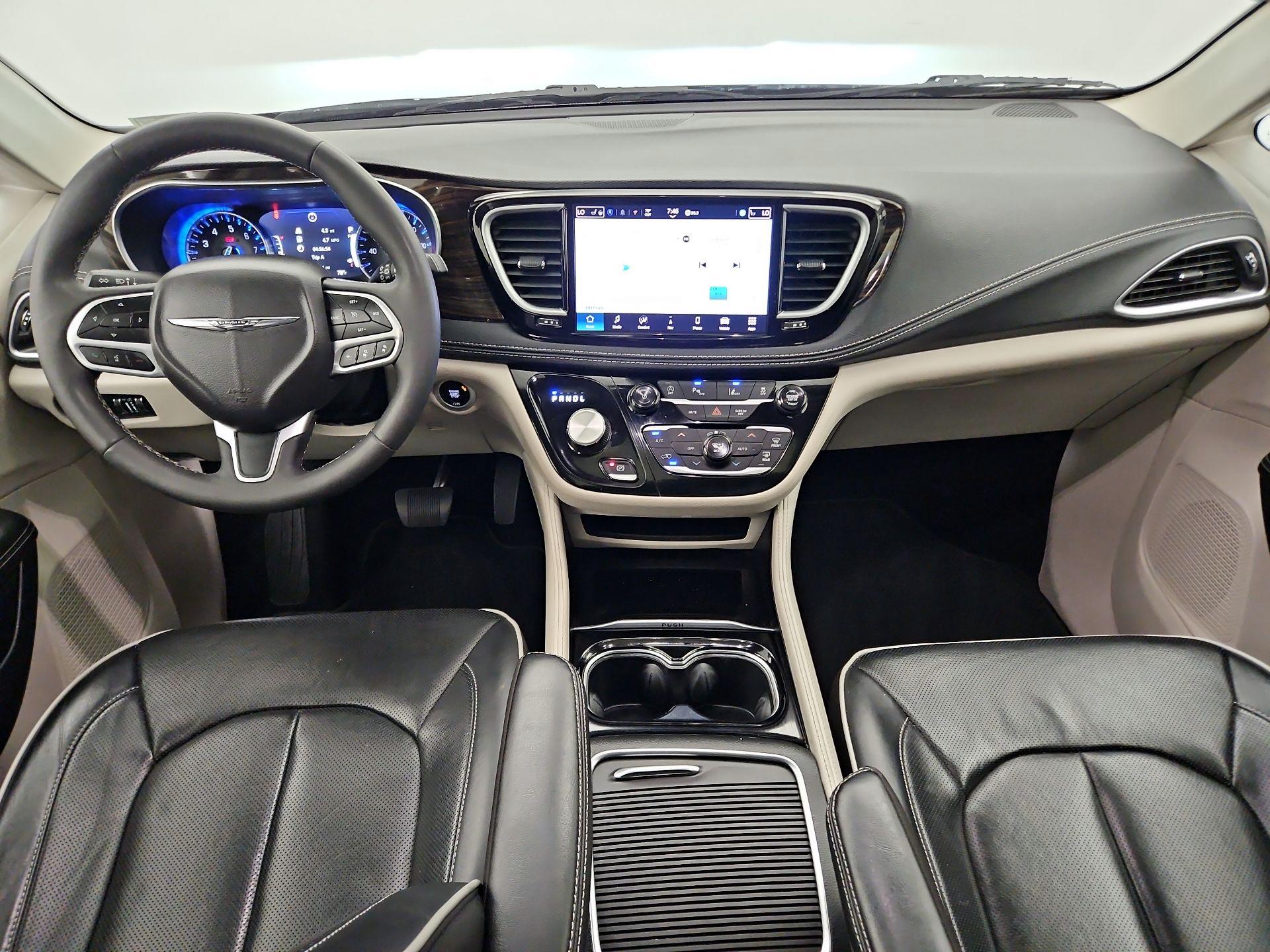Thumbnail: 2024 Chrysler Pacifica - 9