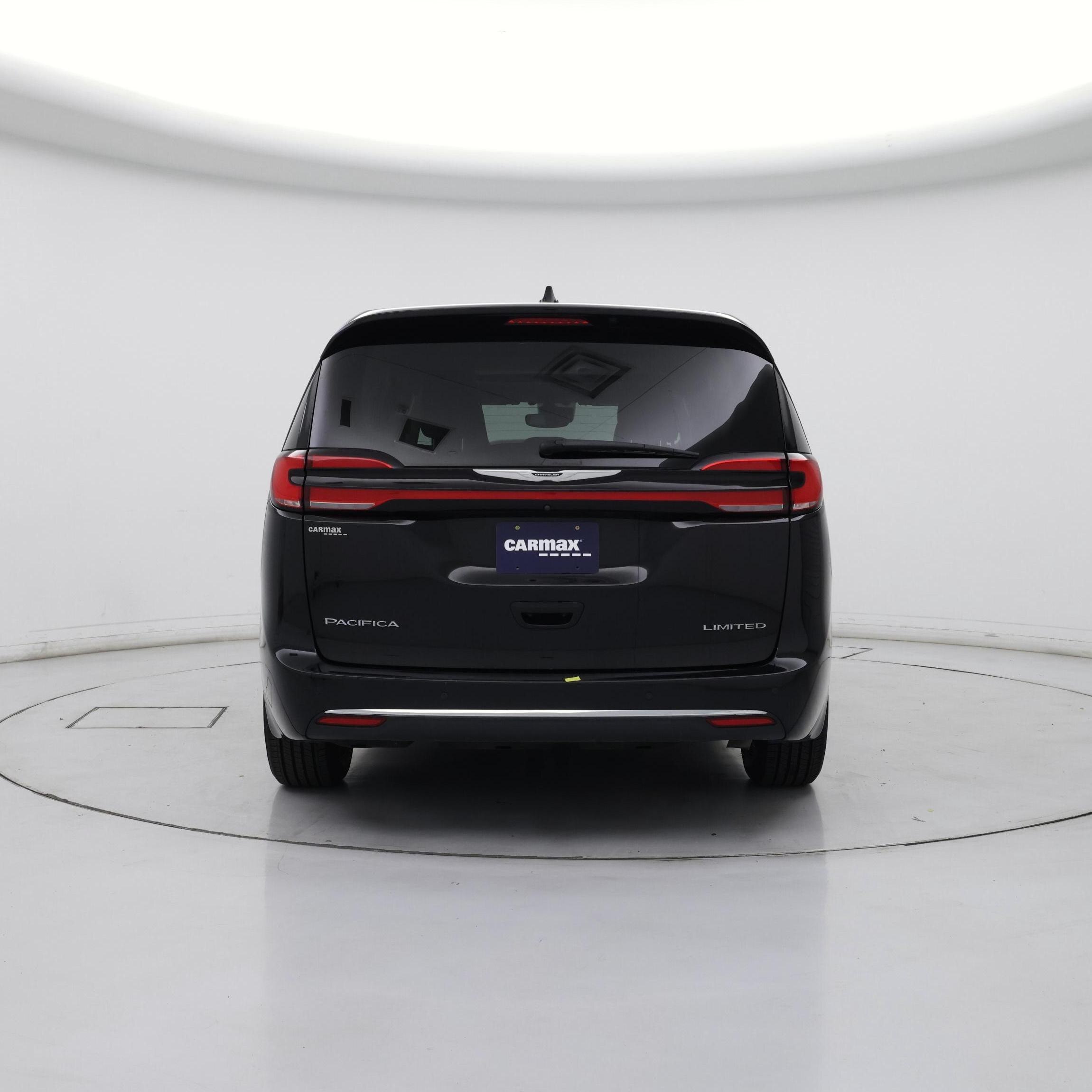 Thumbnail: 2024 Chrysler Pacifica - 6