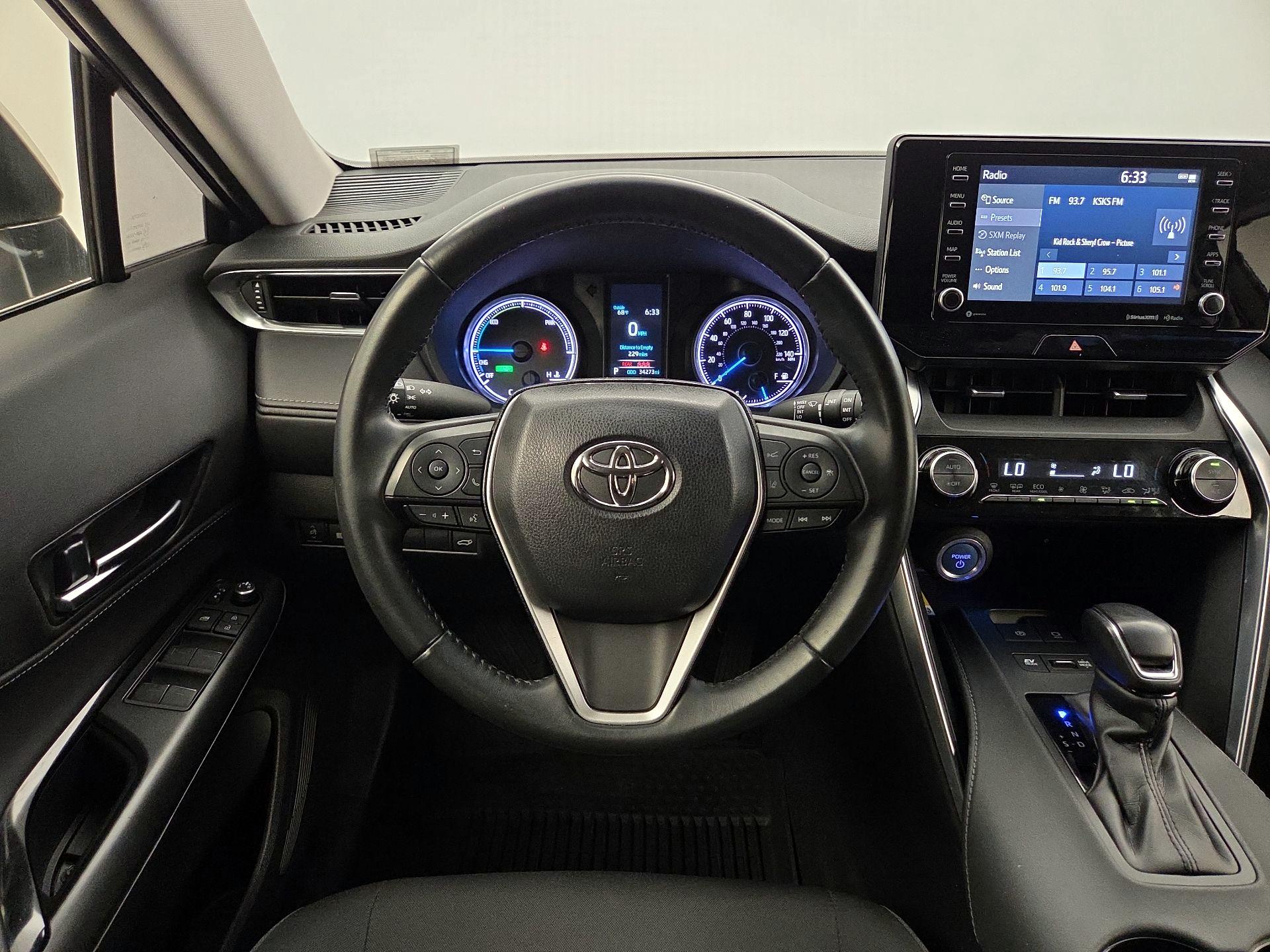 Thumbnail: 2021 Toyota Venza - 10