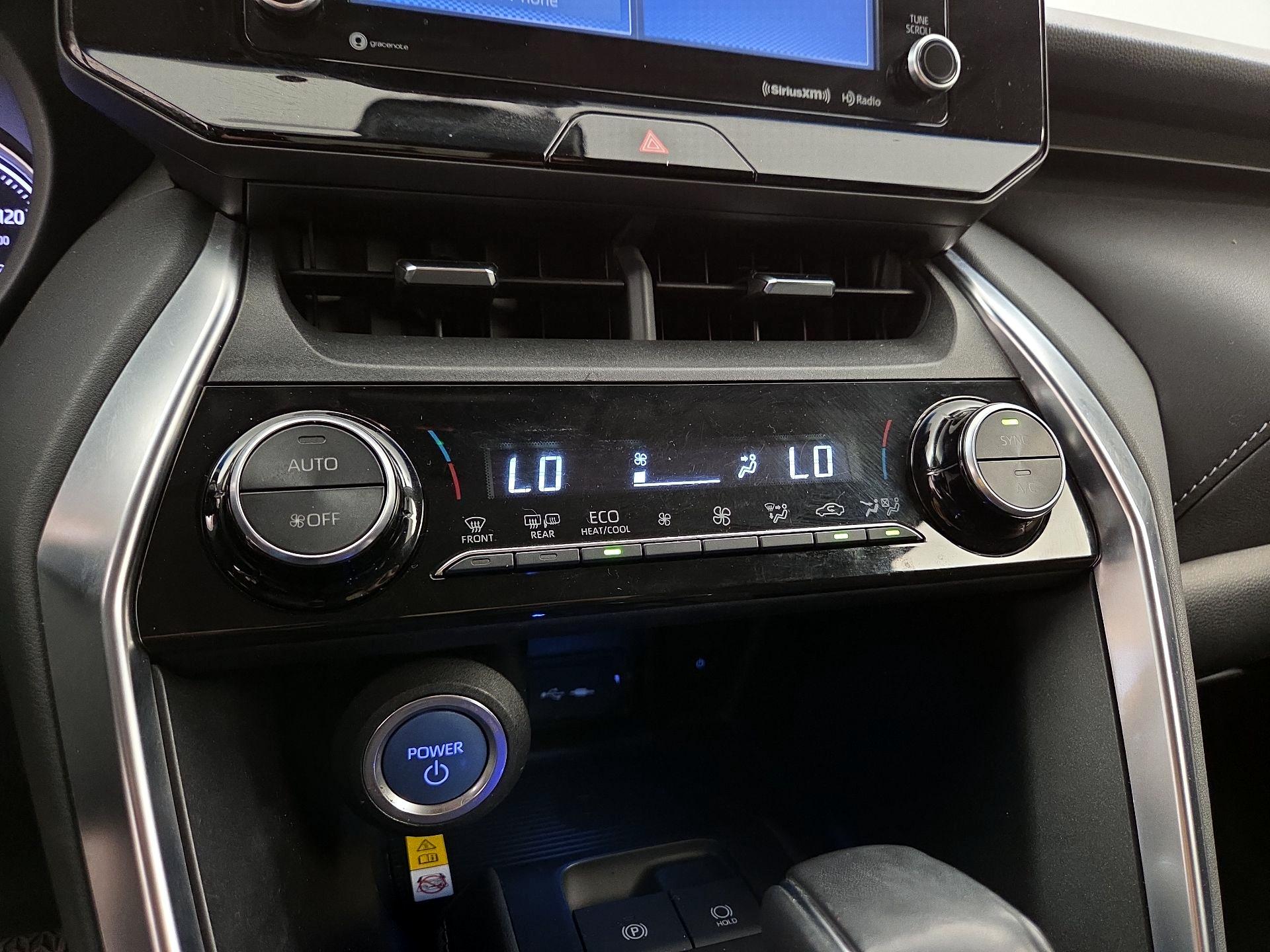 Thumbnail: 2021 Toyota Venza - 16
