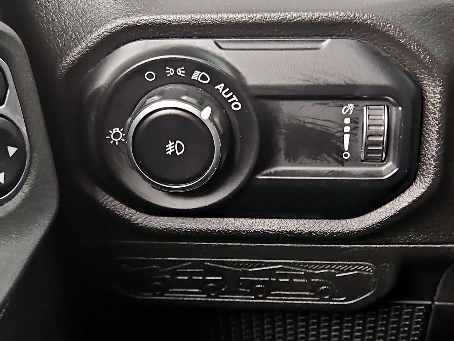 Thumbnail: 2025 Jeep Wrangler - 13