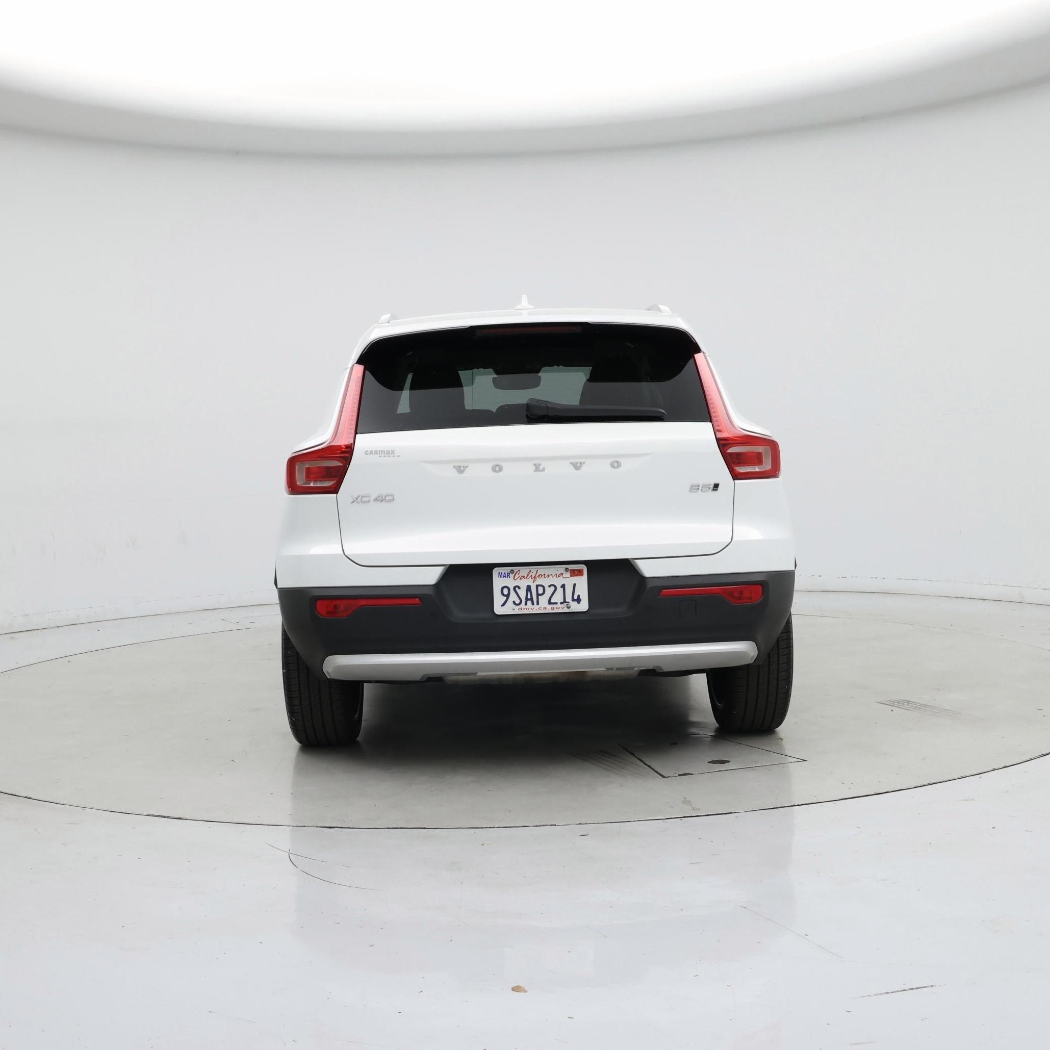 Thumbnail: 2025 Volvo XC40 - 6