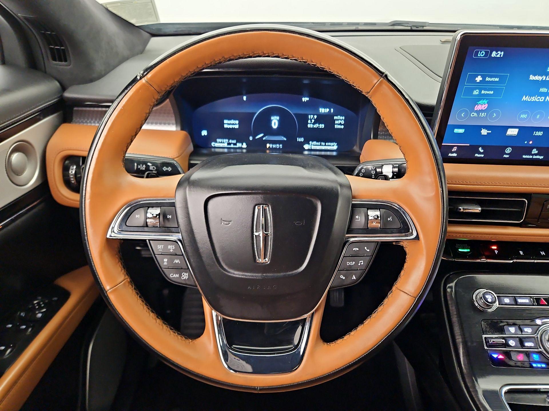 Thumbnail: 2023 Lincoln Nautilus - 10