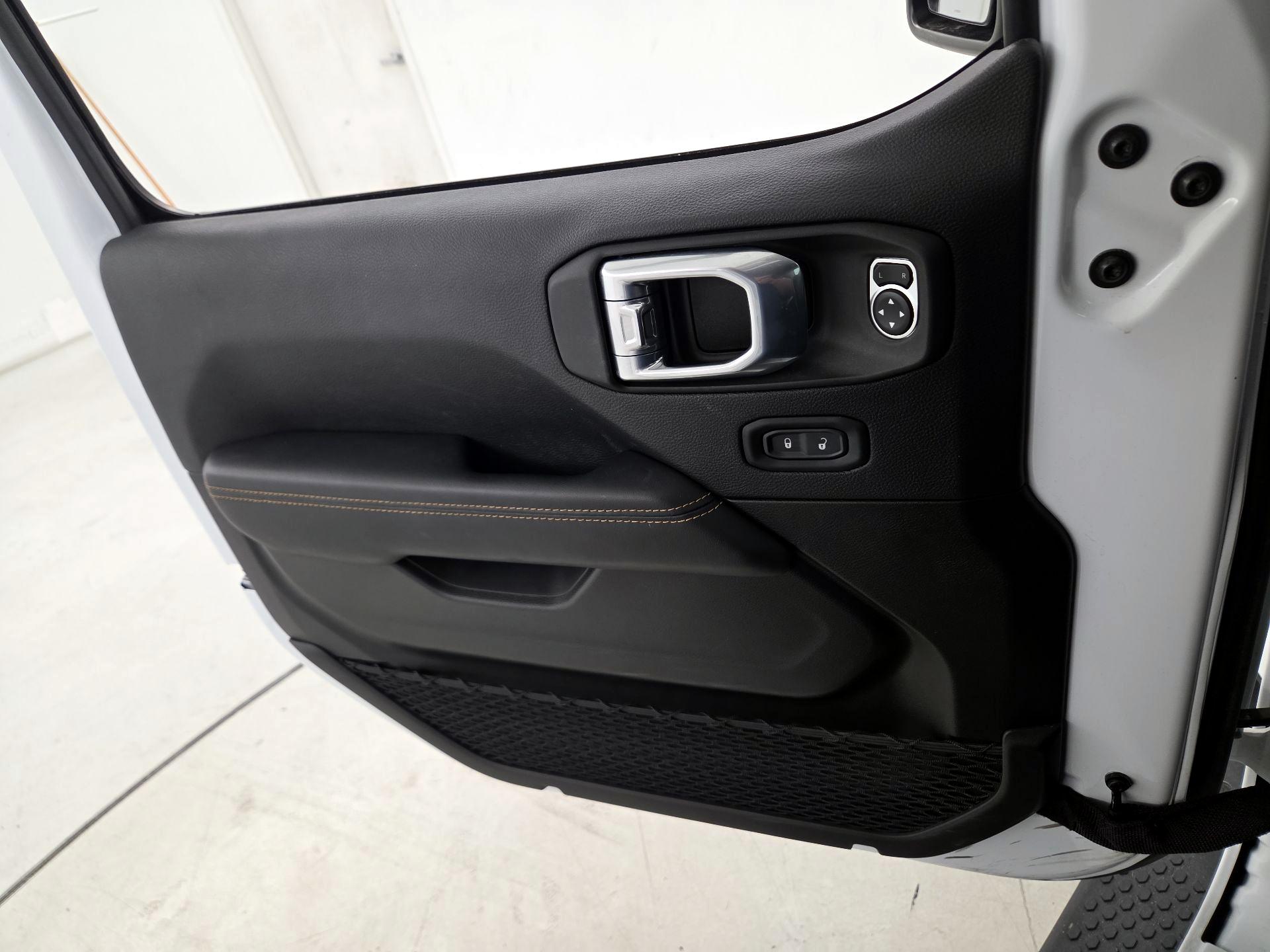 Thumbnail: 2025 Jeep Wrangler - 12