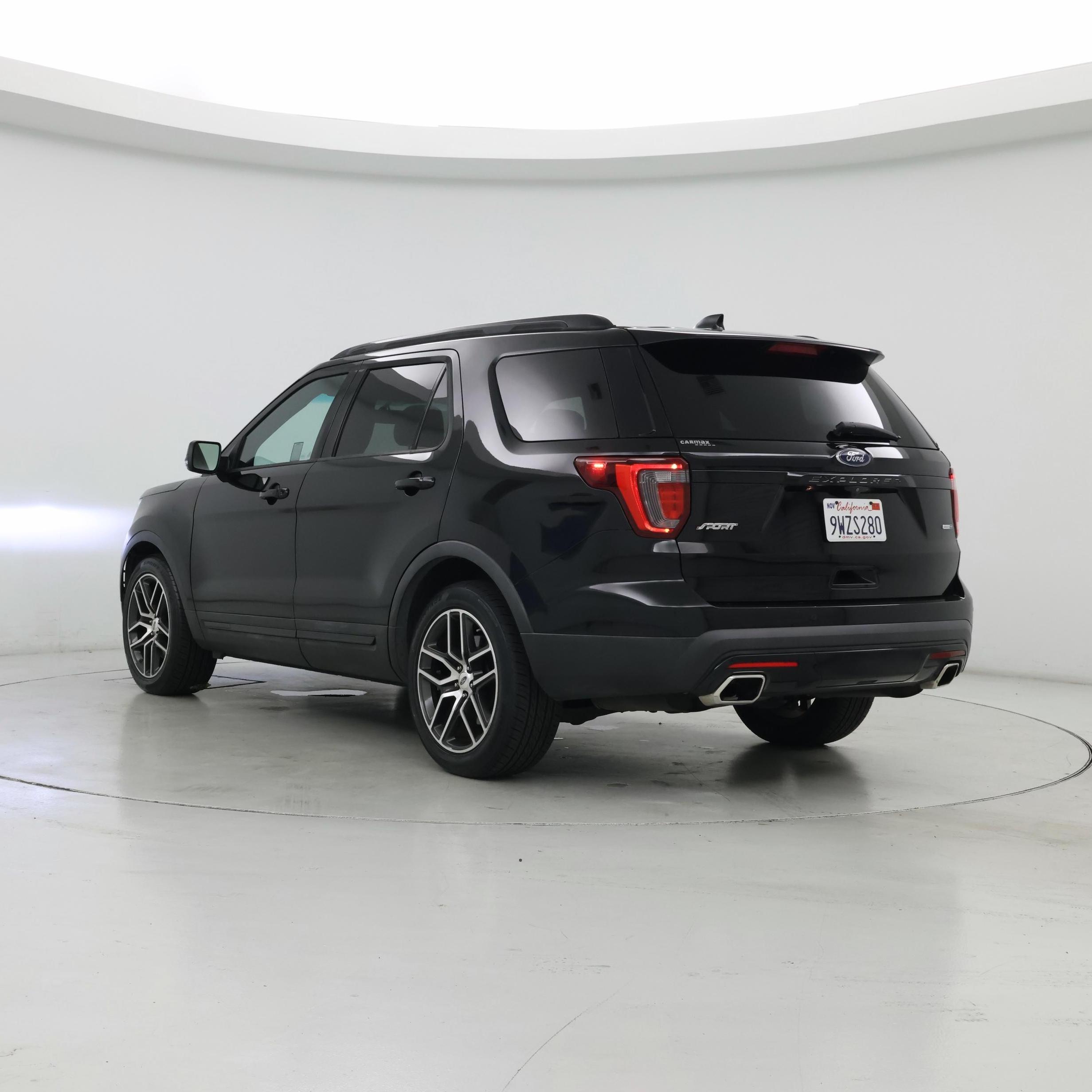 Thumbnail: 2016 Ford Explorer - 2