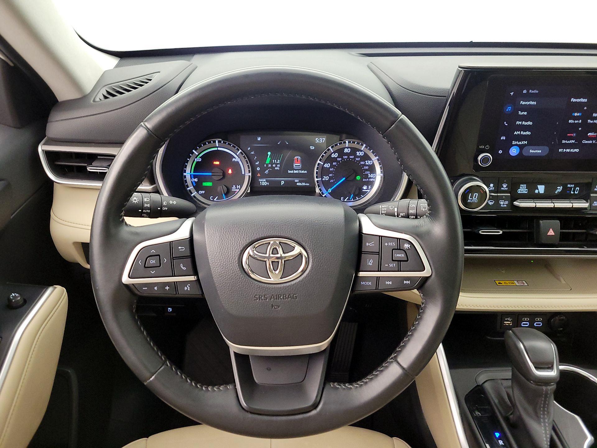 Thumbnail: 2023 Toyota Highlander - 10