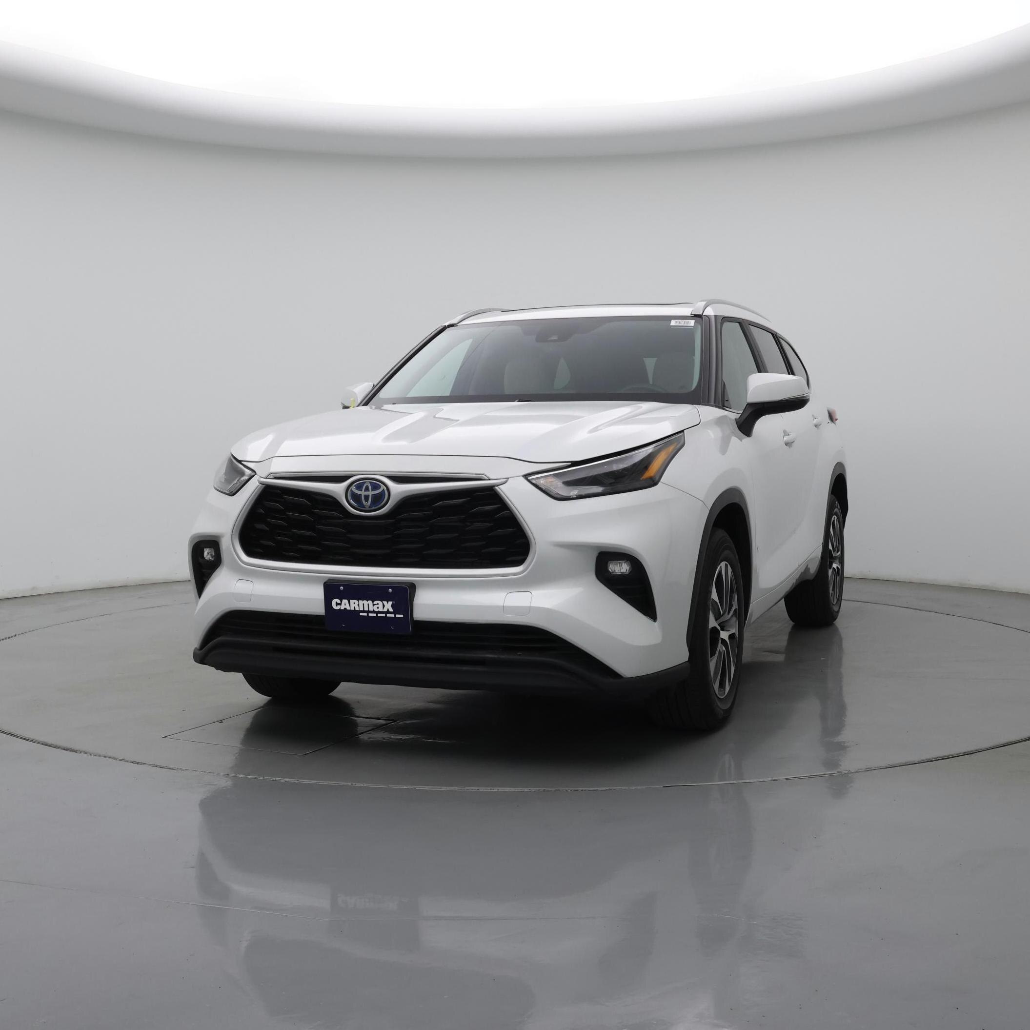 Thumbnail: 2023 Toyota Highlander - 4