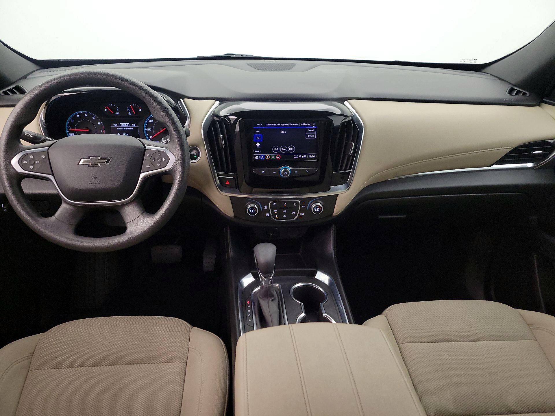Thumbnail: 2023 Chevrolet Traverse - 9