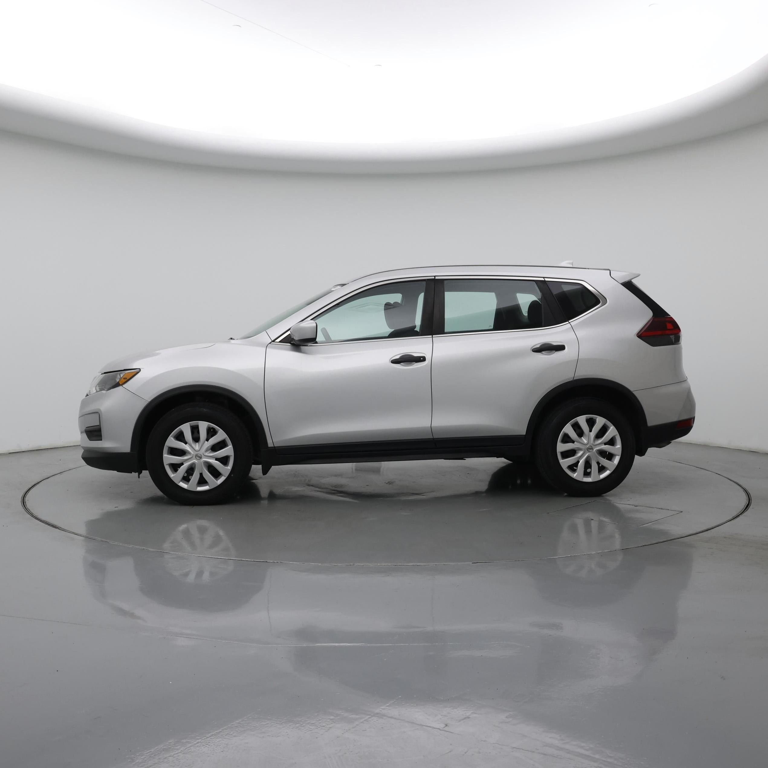 Thumbnail: 2020 Nissan Rogue - 3
