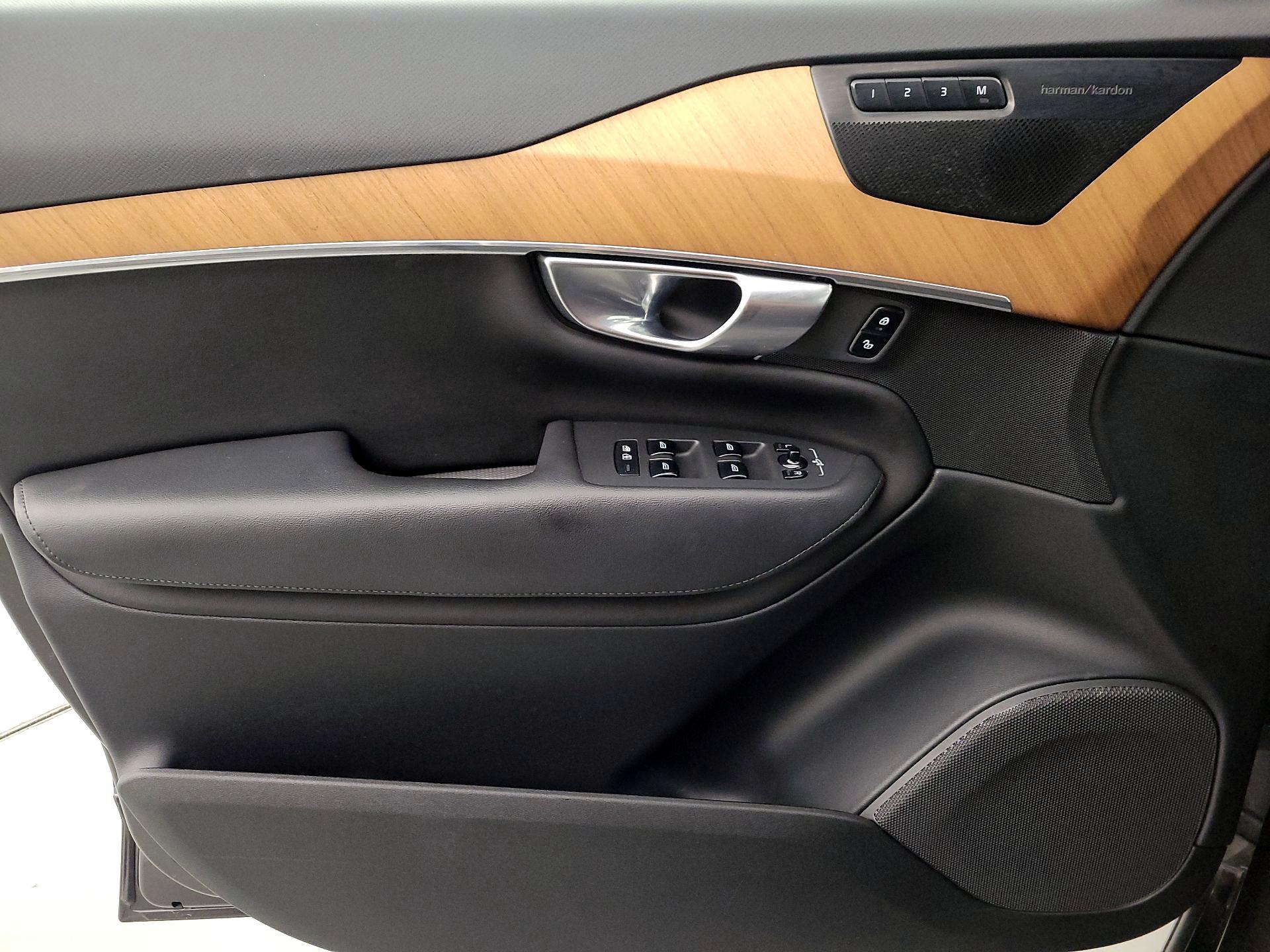 Thumbnail: 2023 Volvo XC90 - 12