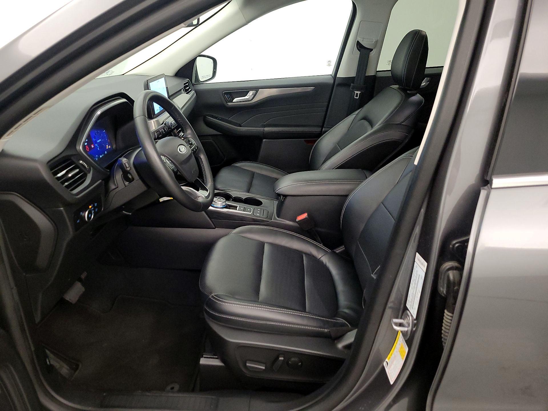Thumbnail: 2022 Ford Escape - 11