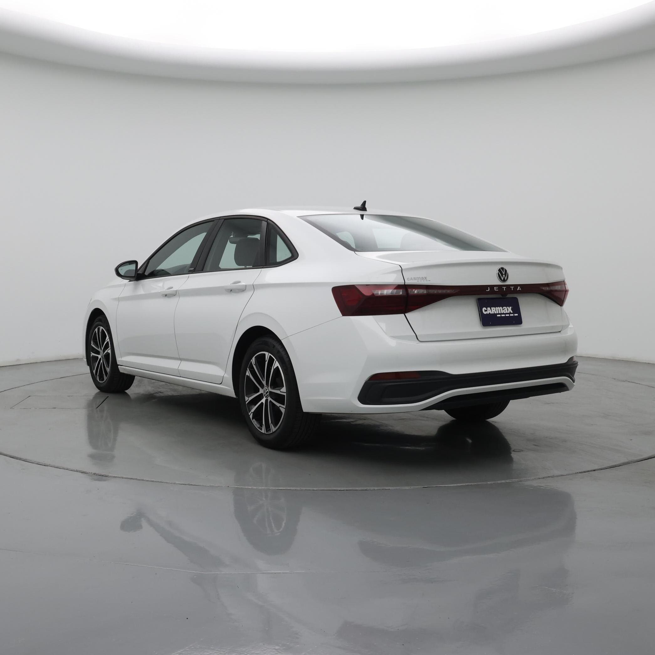 Thumbnail: 2025 Volkswagen Jetta - 2