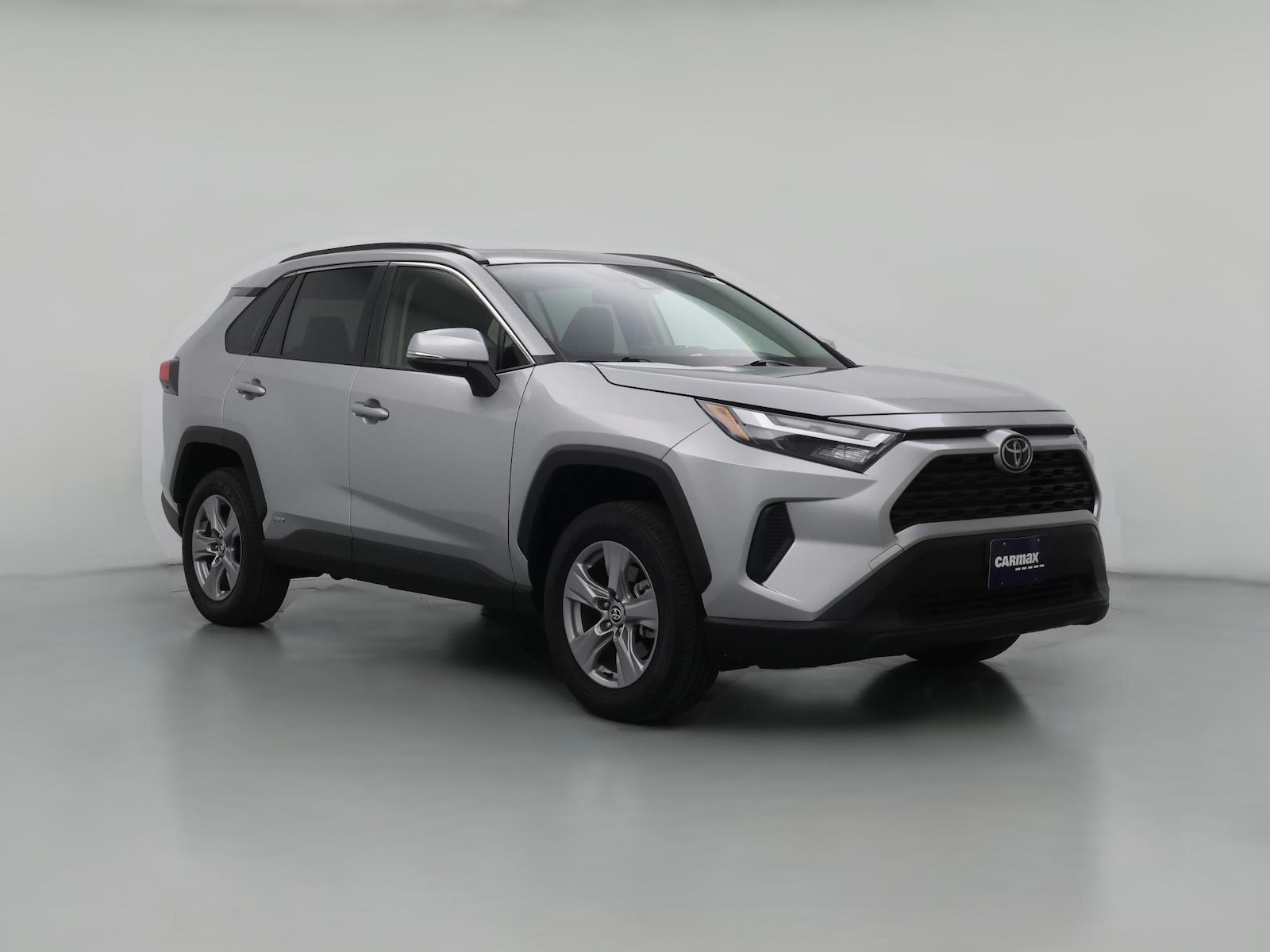 2025 Toyota RAV4 XLE - Photo 1