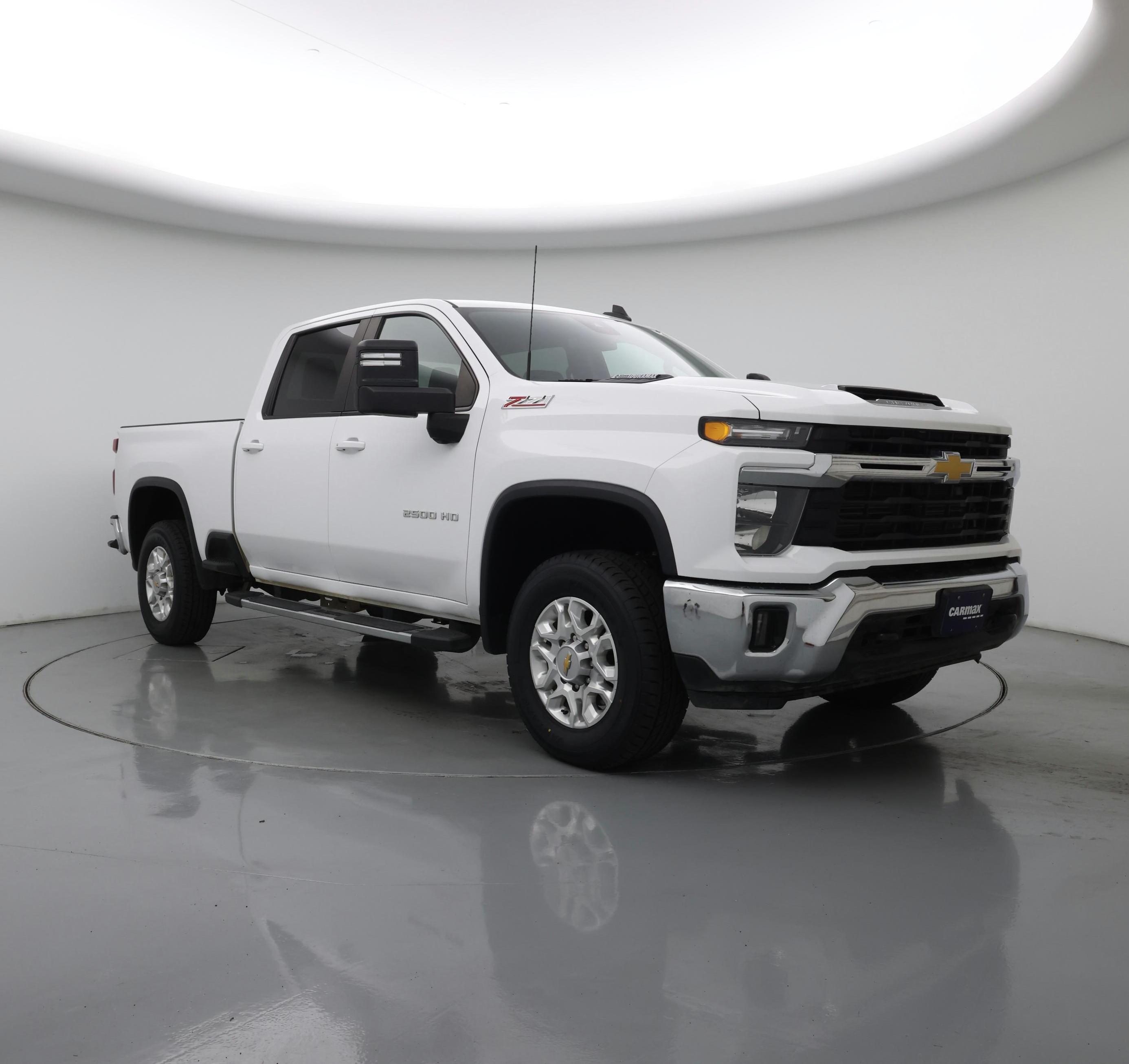 White 2024 Chevrolet Silverado 2500HD Pickup Truck Four-Wheel Drive Automatic