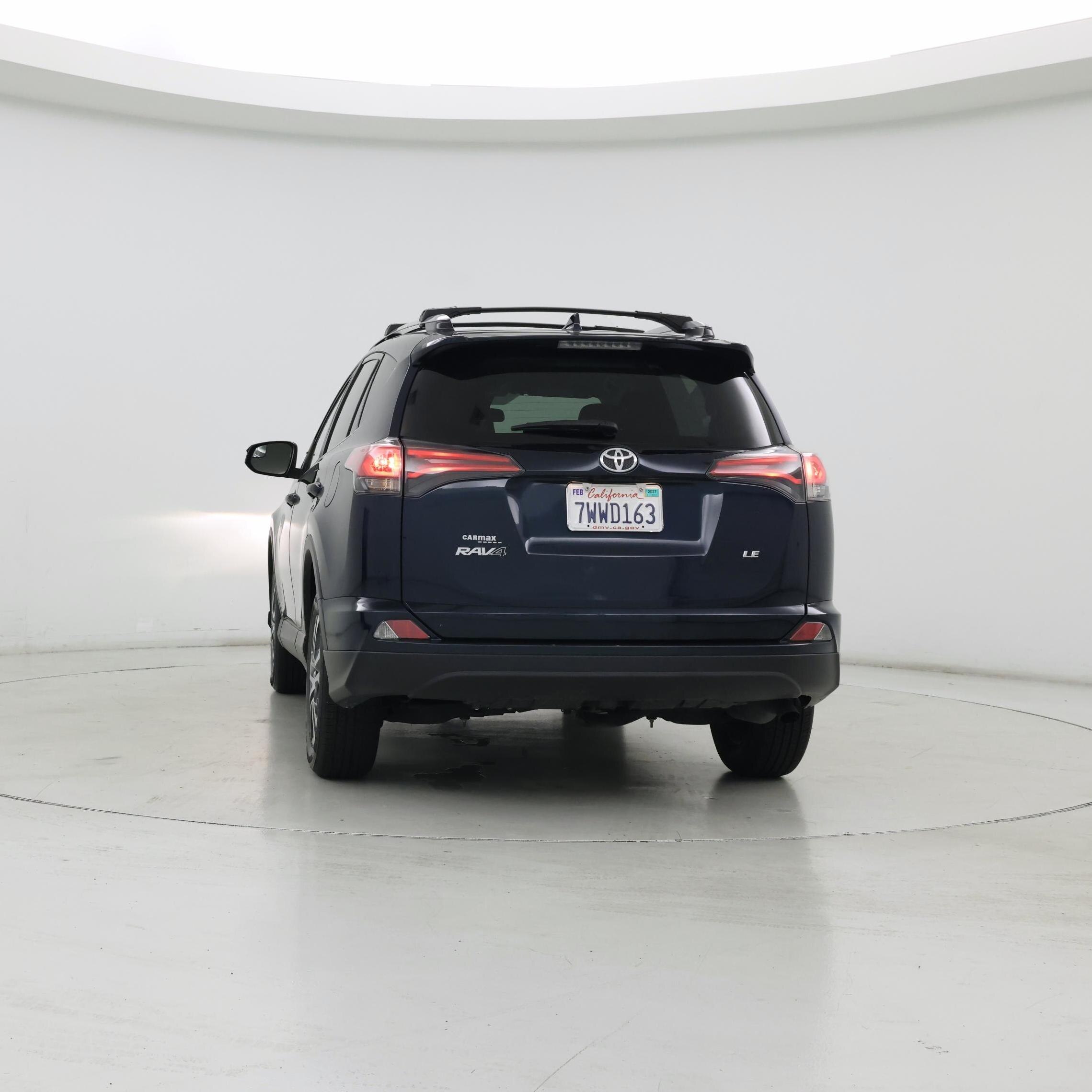 Thumbnail: 2017 Toyota RAV4 - 6