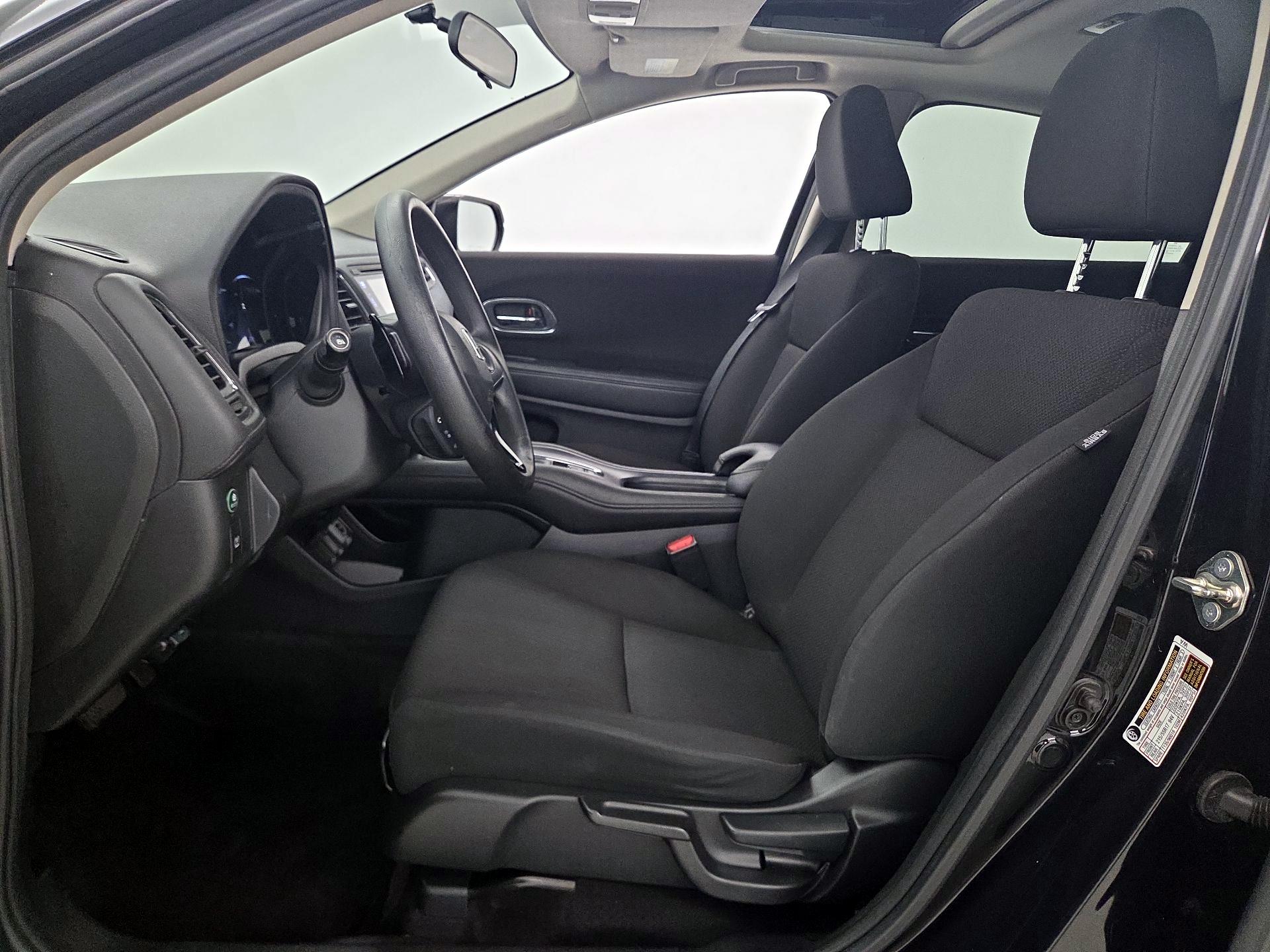 Thumbnail: 2017 Honda HR-V - 11