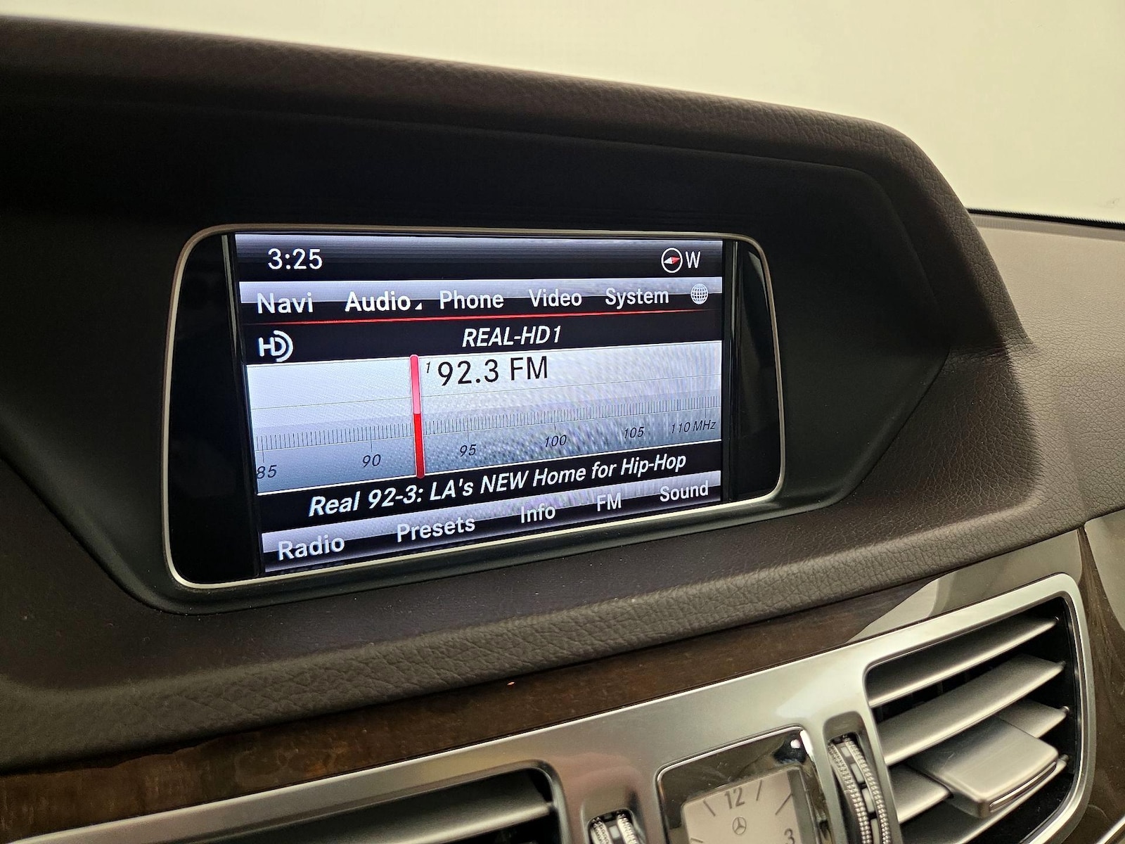 2015 Mercedes-Benz E-Class E350 Luxury - Photo 17
