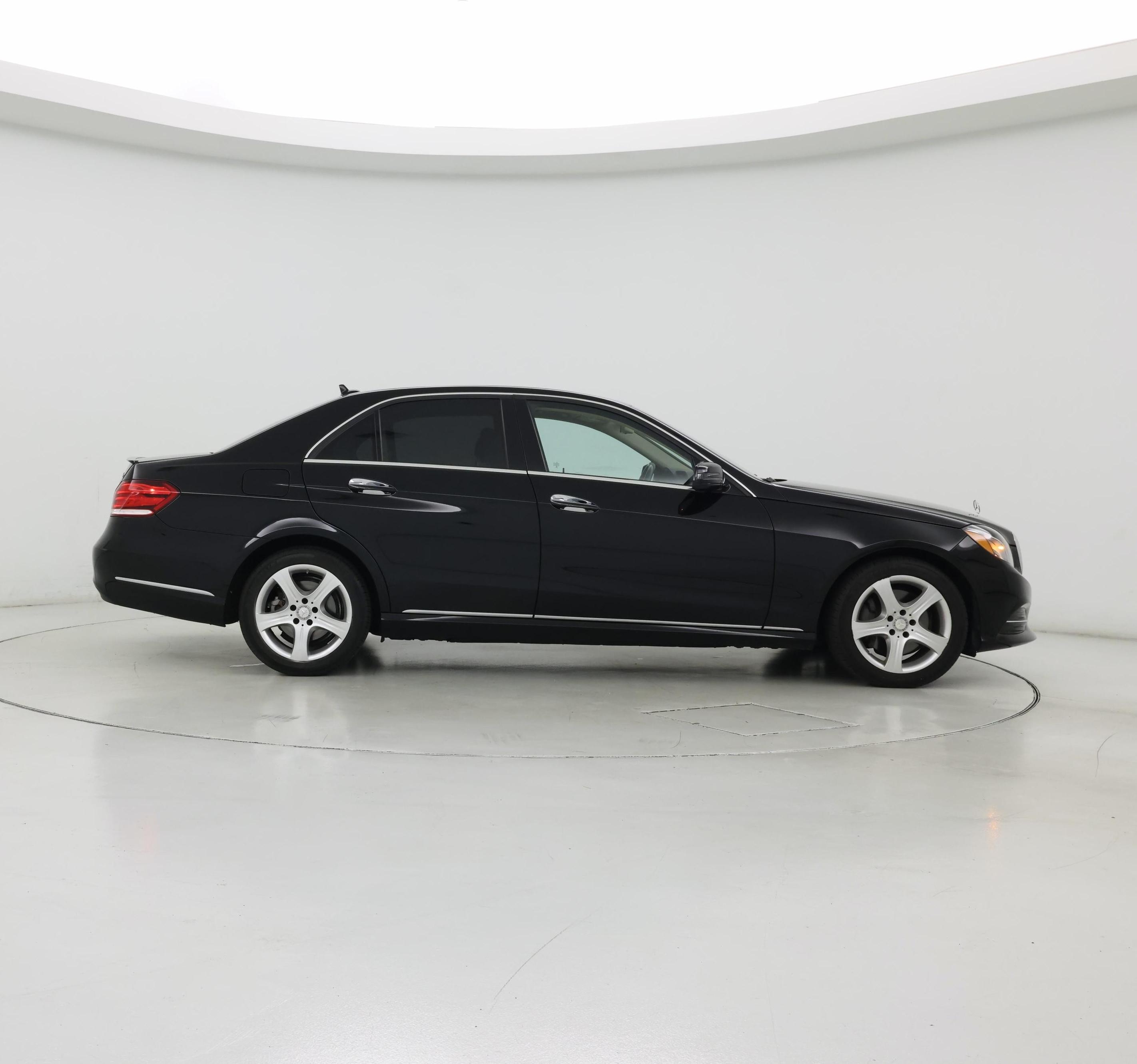 Thumbnail: 2015 Mercedes-Benz E-Class - 7
