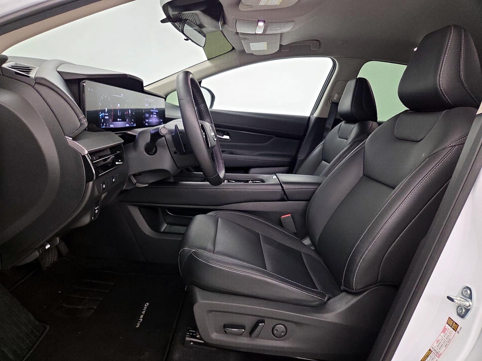 2025 Nissan Murano SV - Photo 12