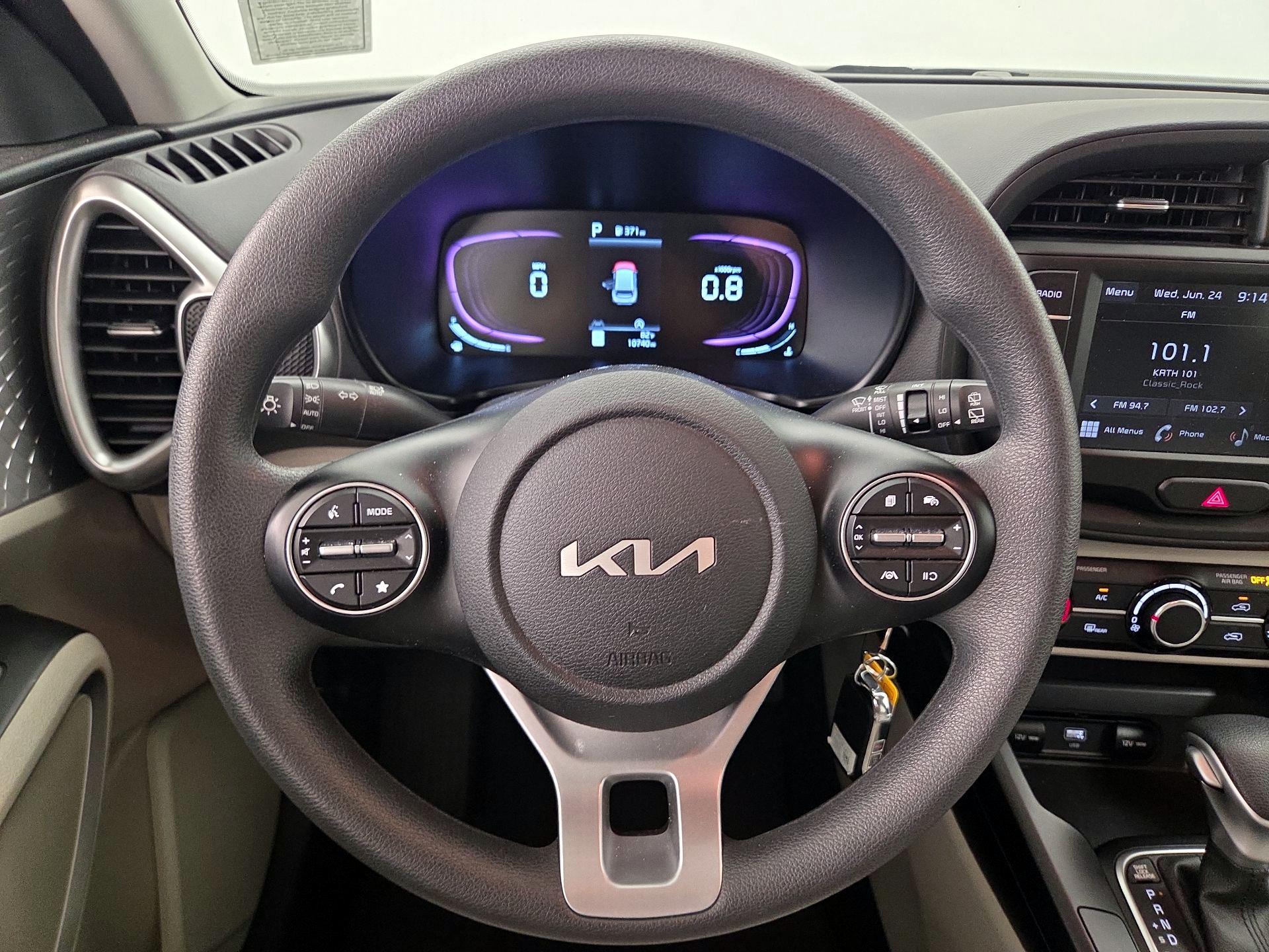 Thumbnail: 2023 Kia Soul - 10