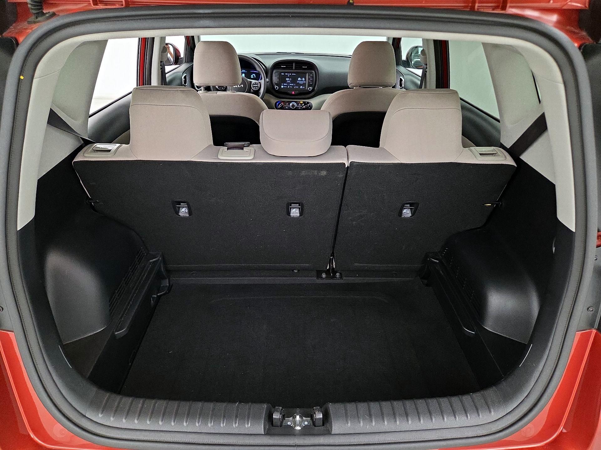 Thumbnail: 2023 Kia Soul - 20