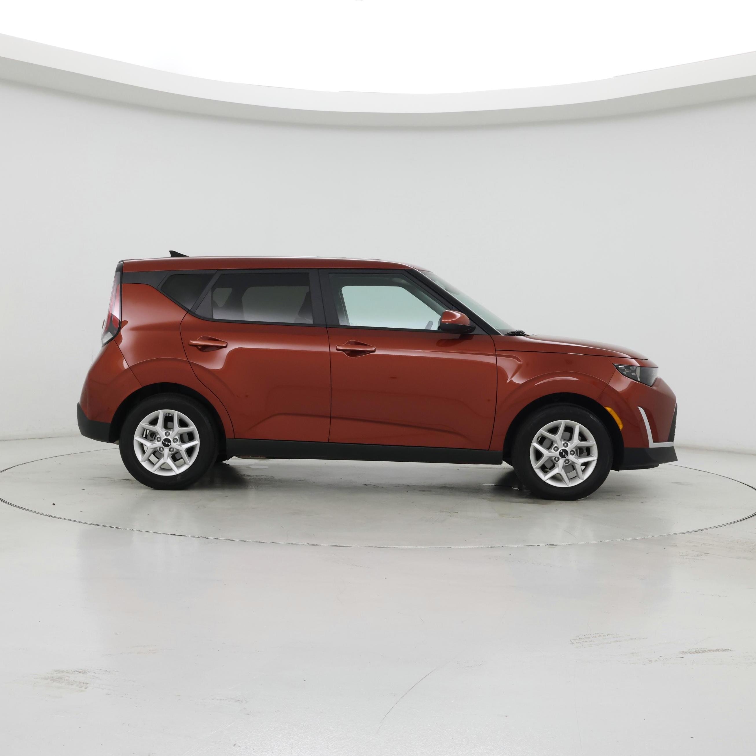 Thumbnail: 2023 Kia Soul - 7