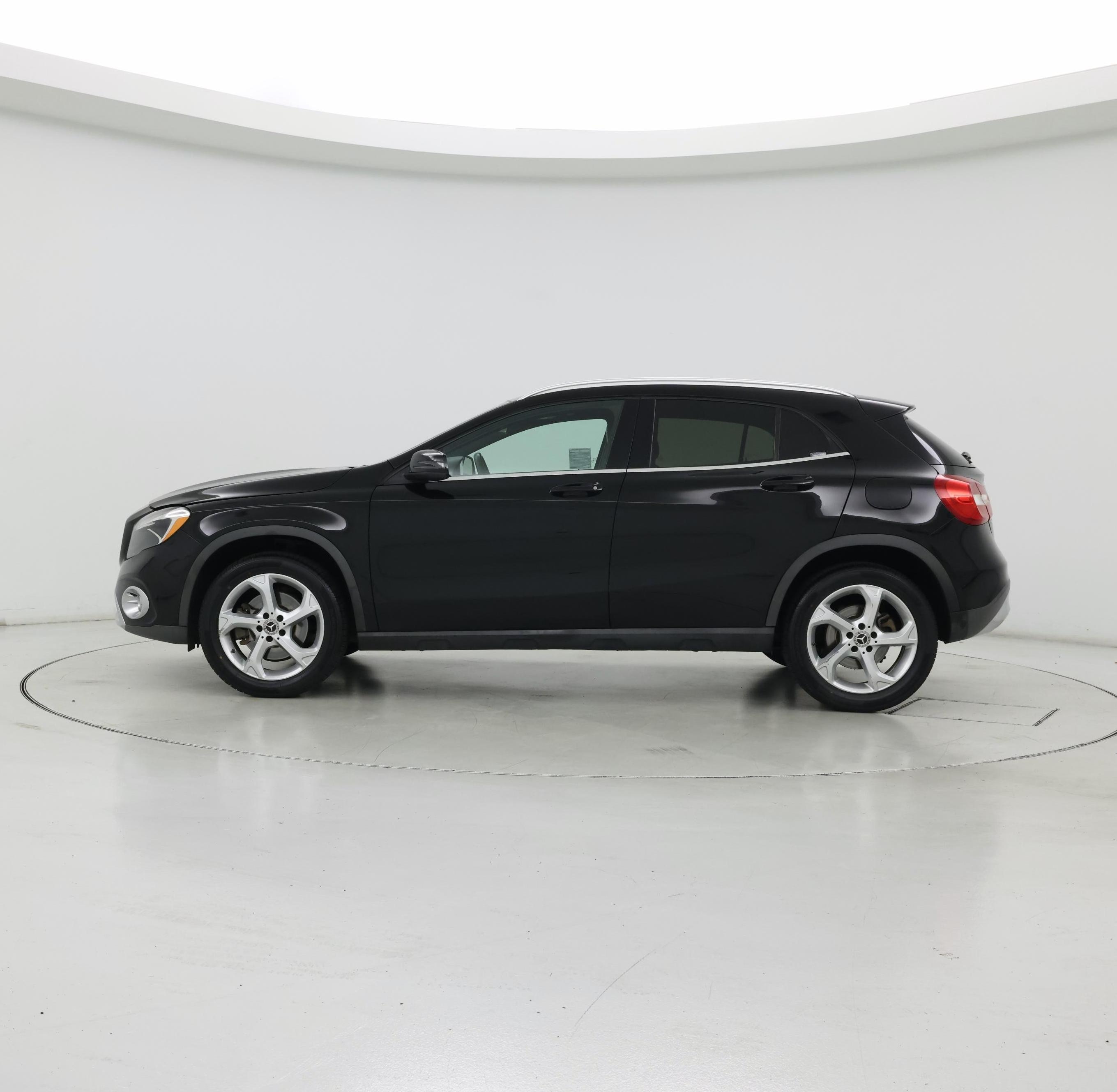 Thumbnail: 2018 Mercedes-Benz GLA - 3
