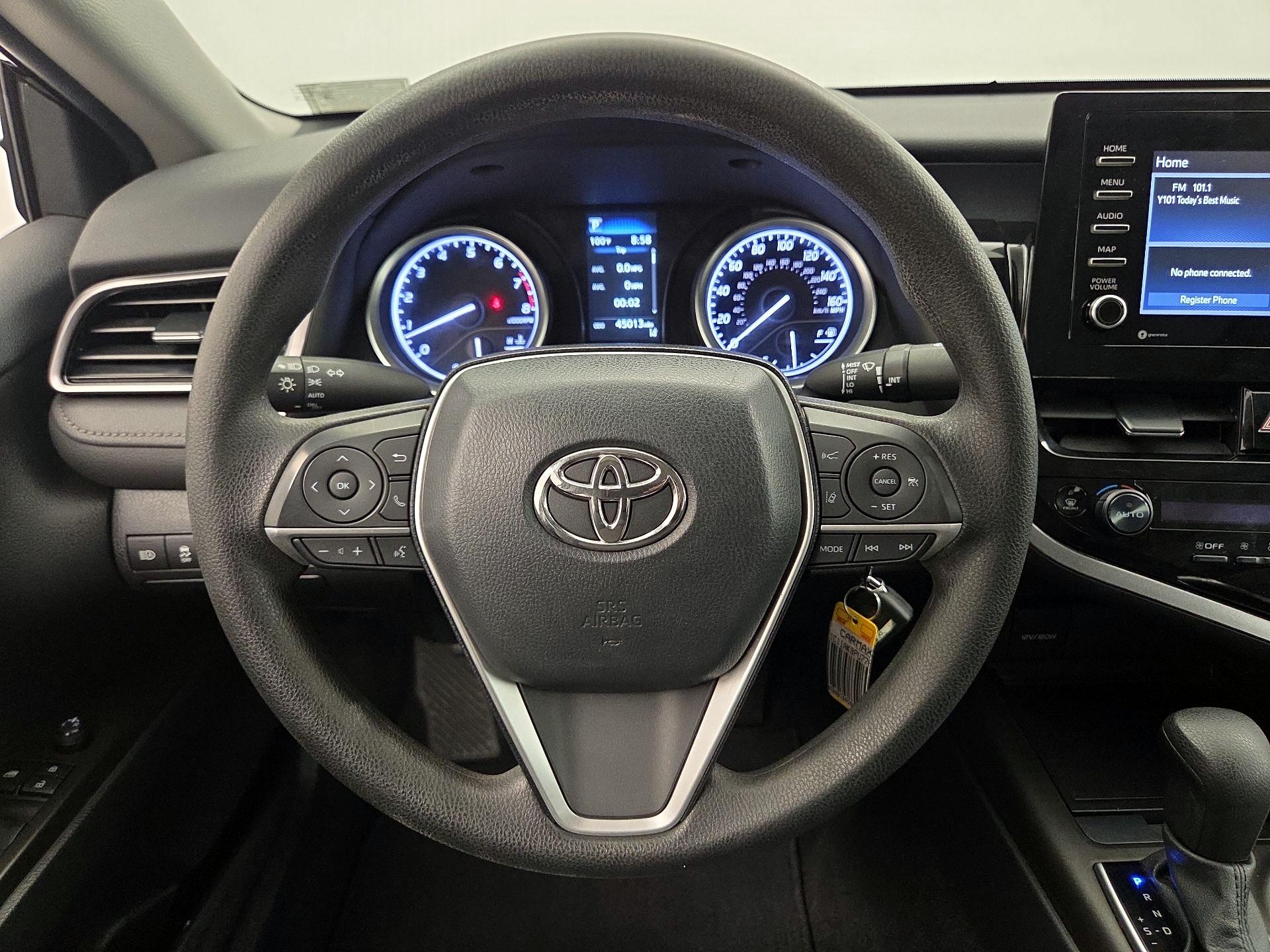 Thumbnail: 2023 Toyota Camry - 10