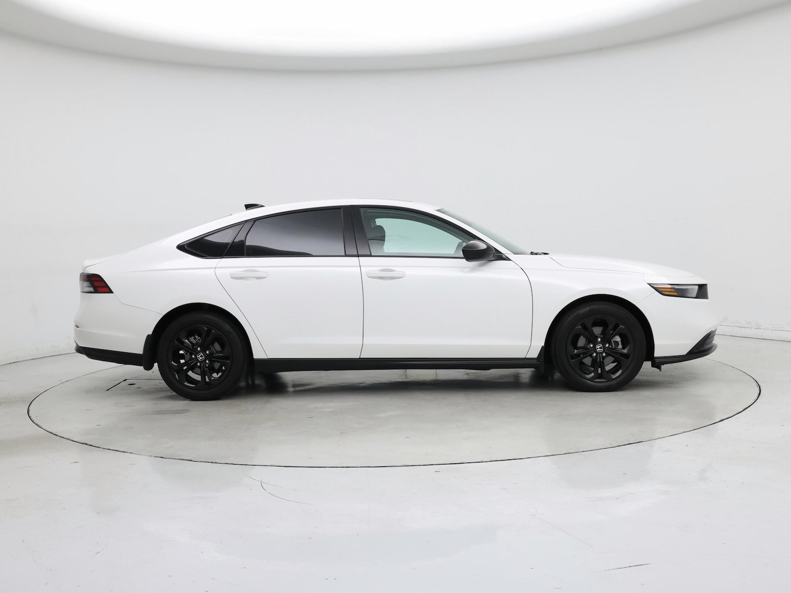2025 Honda Accord SE - Photo 8