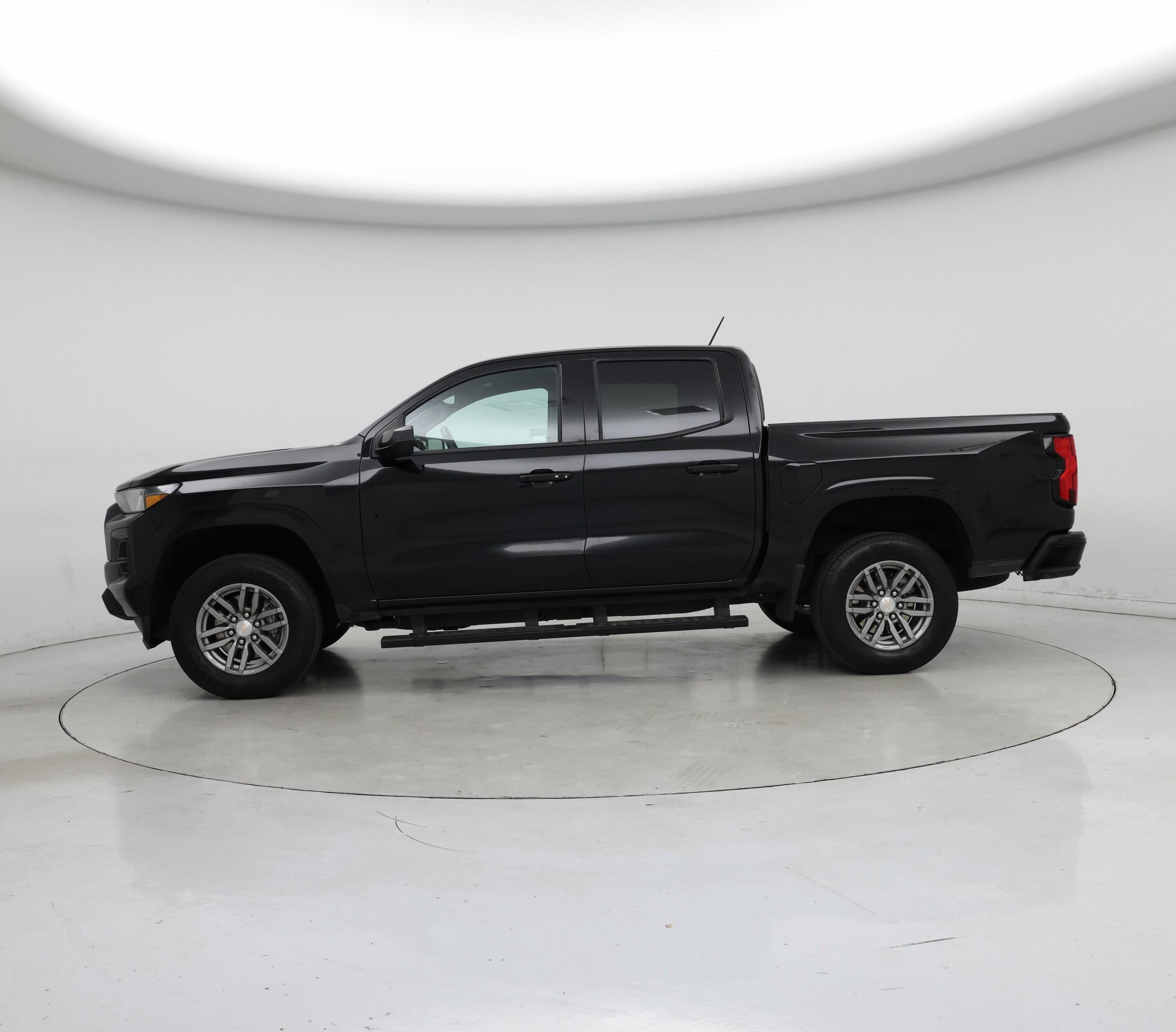 Thumbnail: 2025 Chevrolet Colorado - 3
