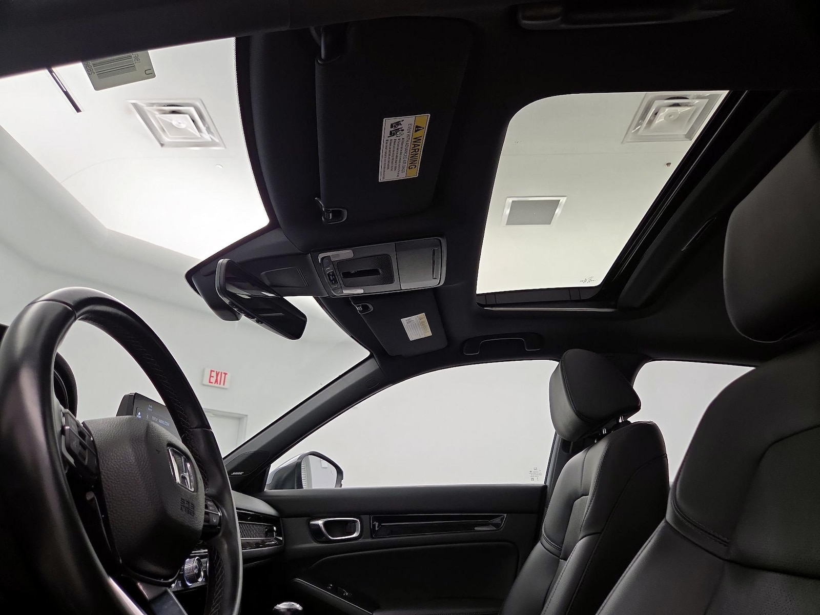 Sunroof(s) & Overhead Airbags