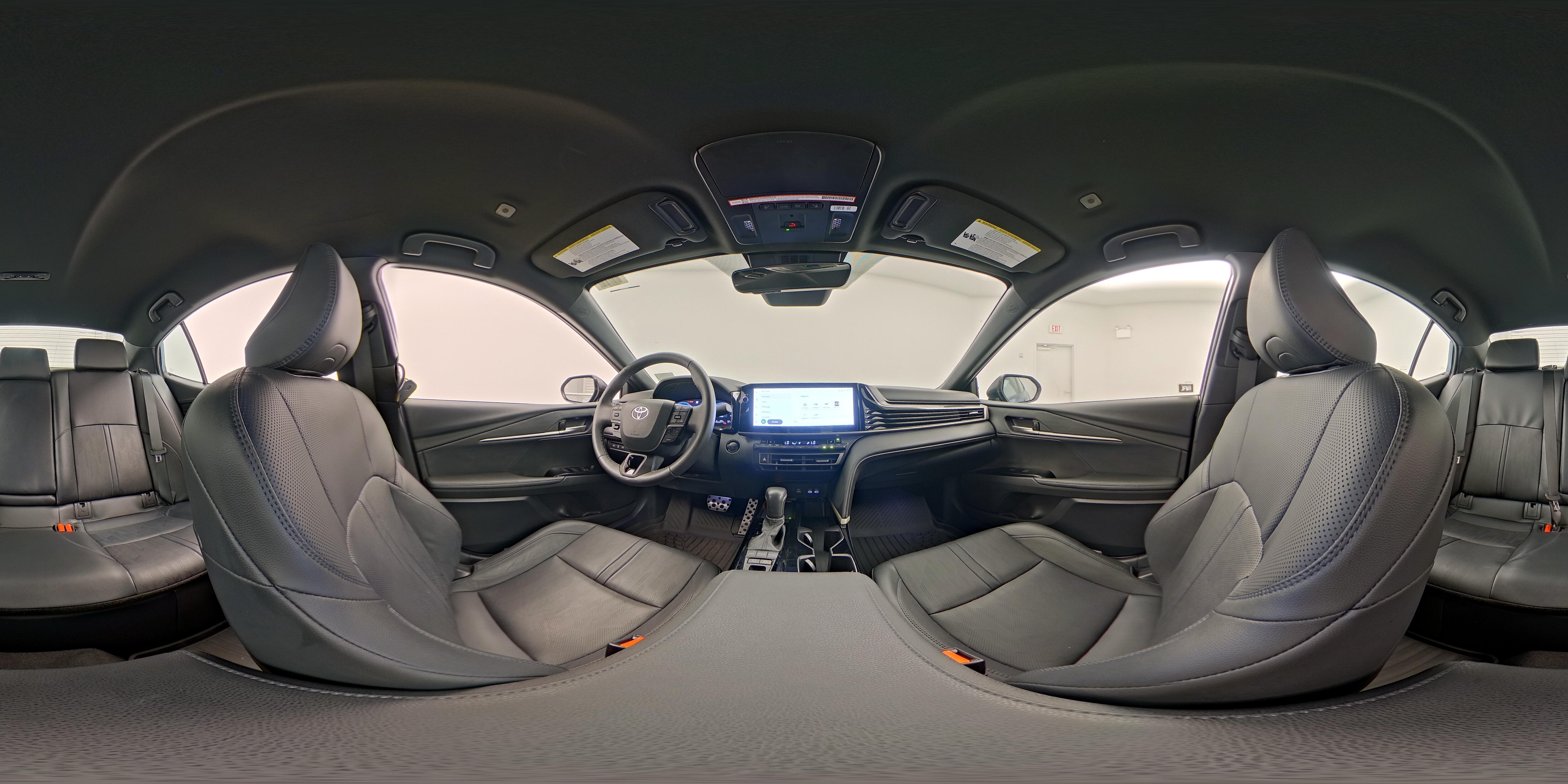 2025 Toyota Camry XSE - Photo 24
