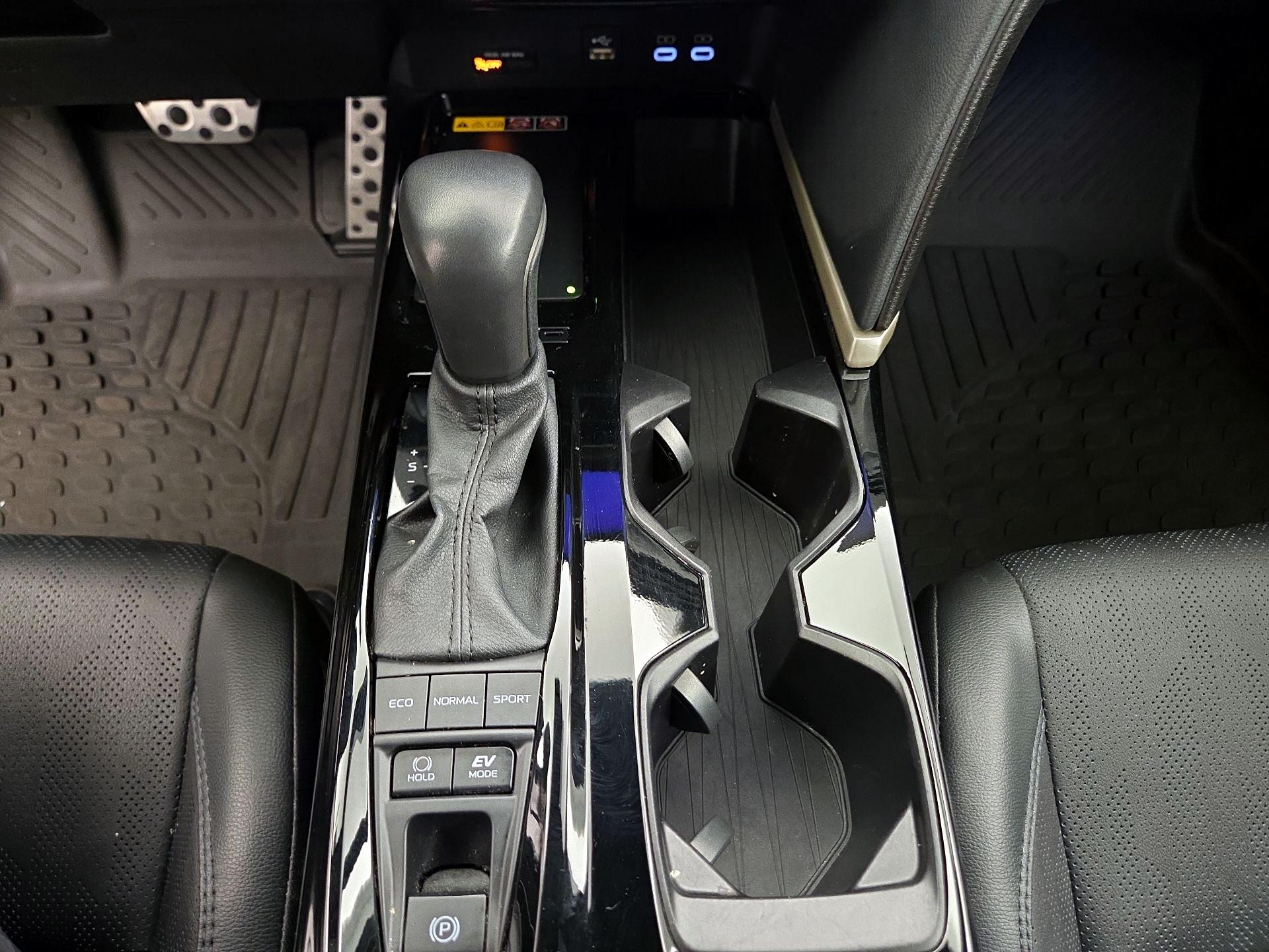 Thumbnail: 2025 Toyota Camry - 17