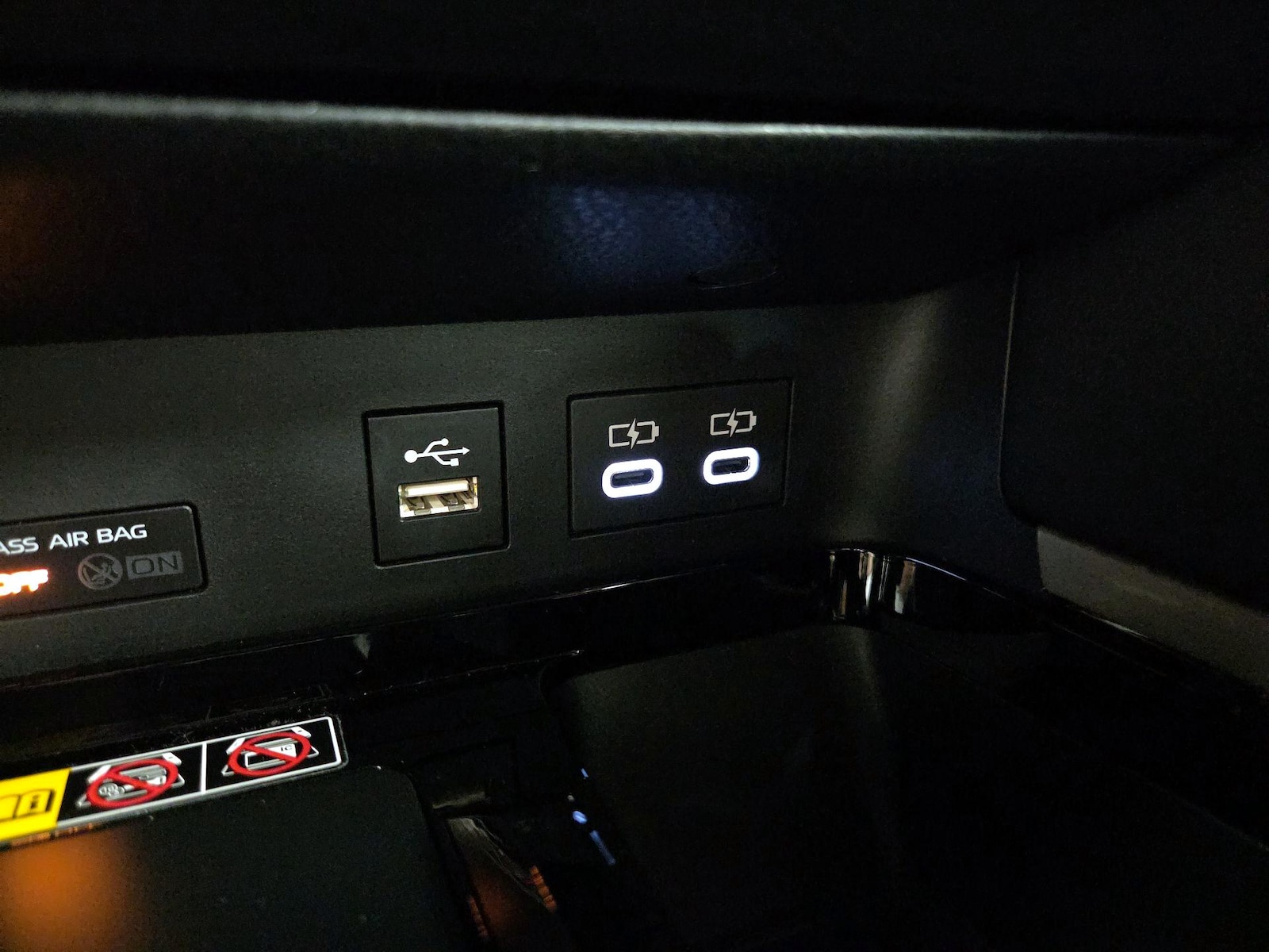 2025 Toyota Camry XSE - Photo 19