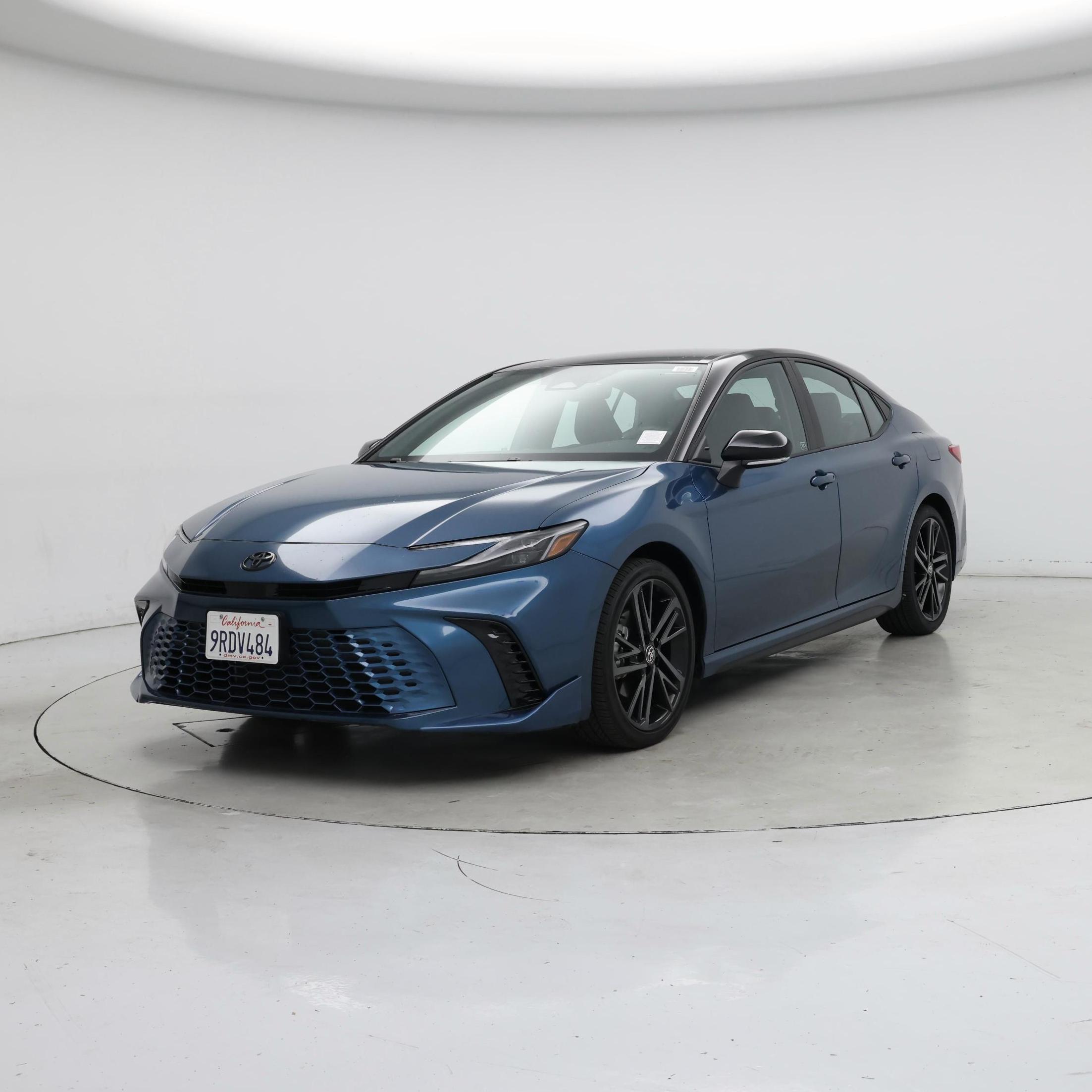 Thumbnail: 2025 Toyota Camry - 4