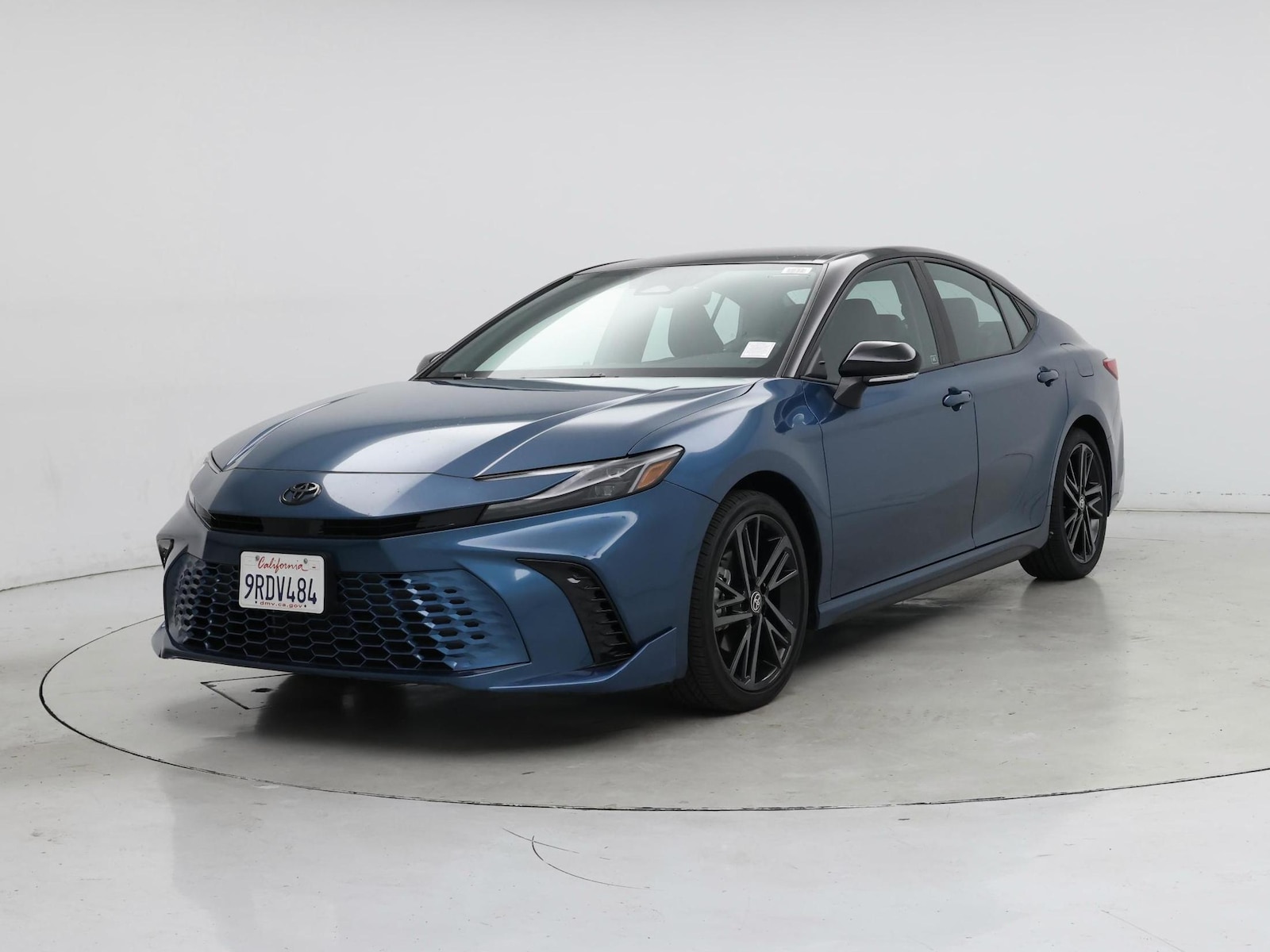 2025 Toyota Camry XSE - Photo 5