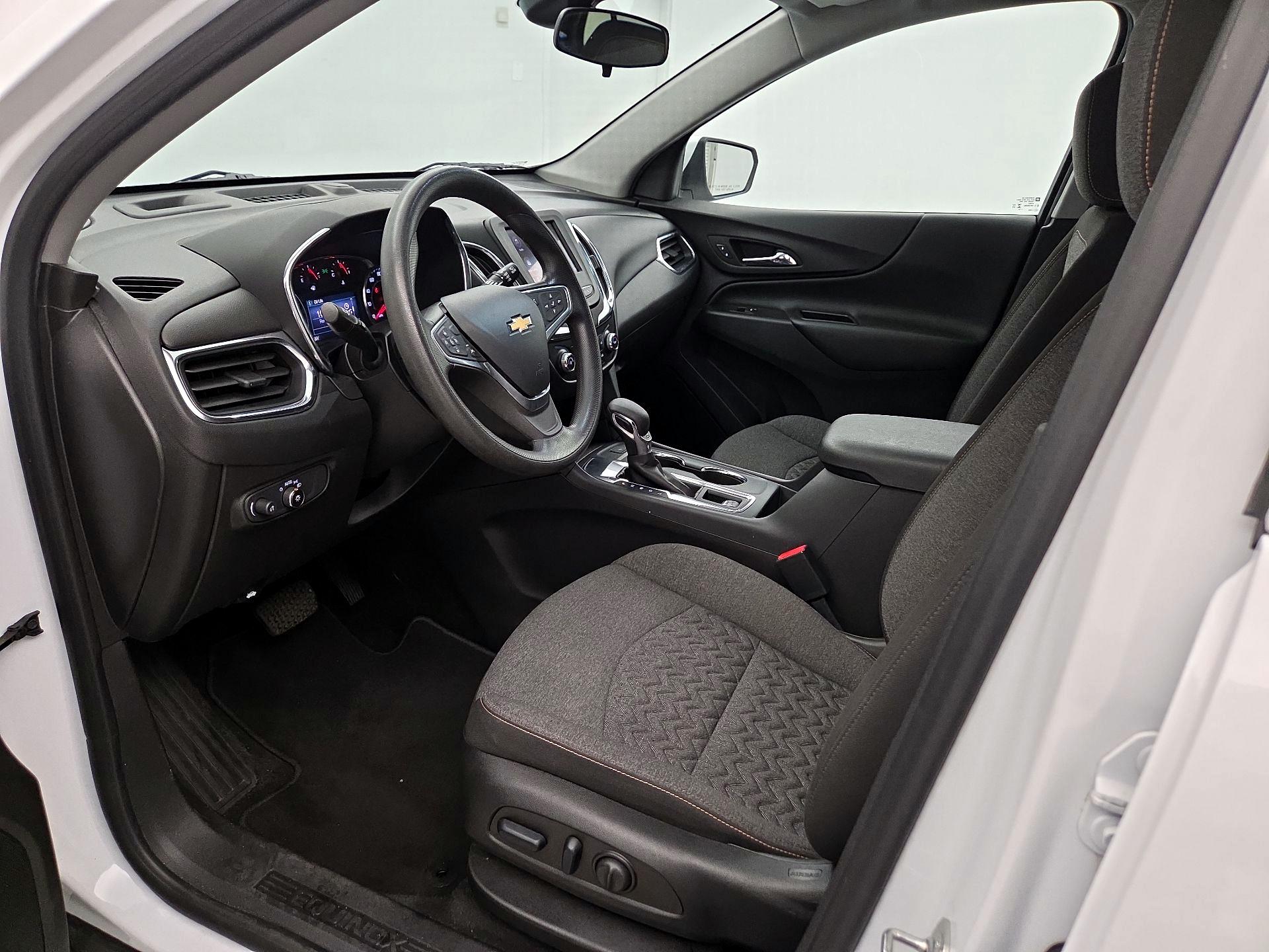 Thumbnail: 2023 Chevrolet Equinox - 11