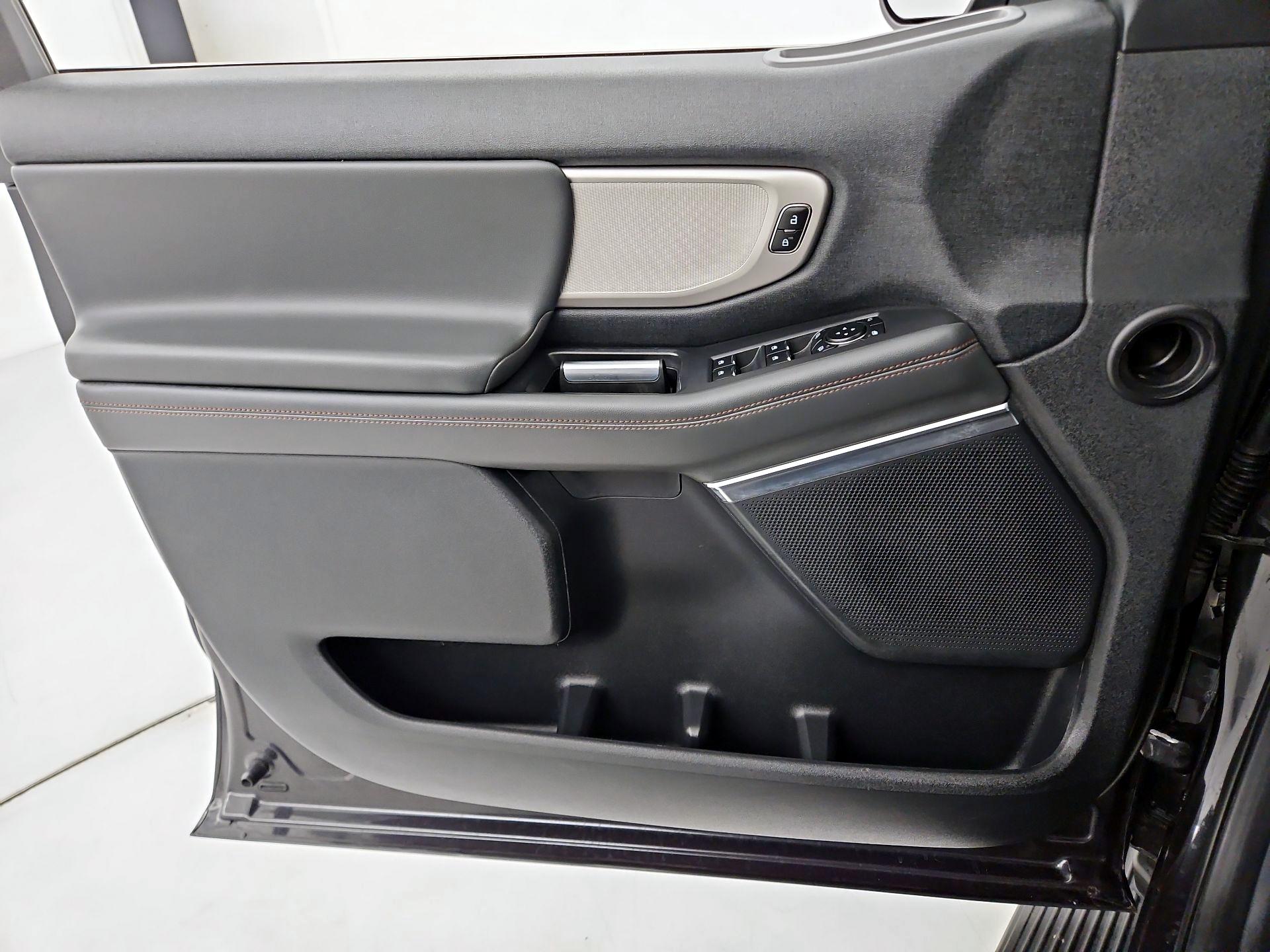 Thumbnail: 2025 Ford Expedition - 12