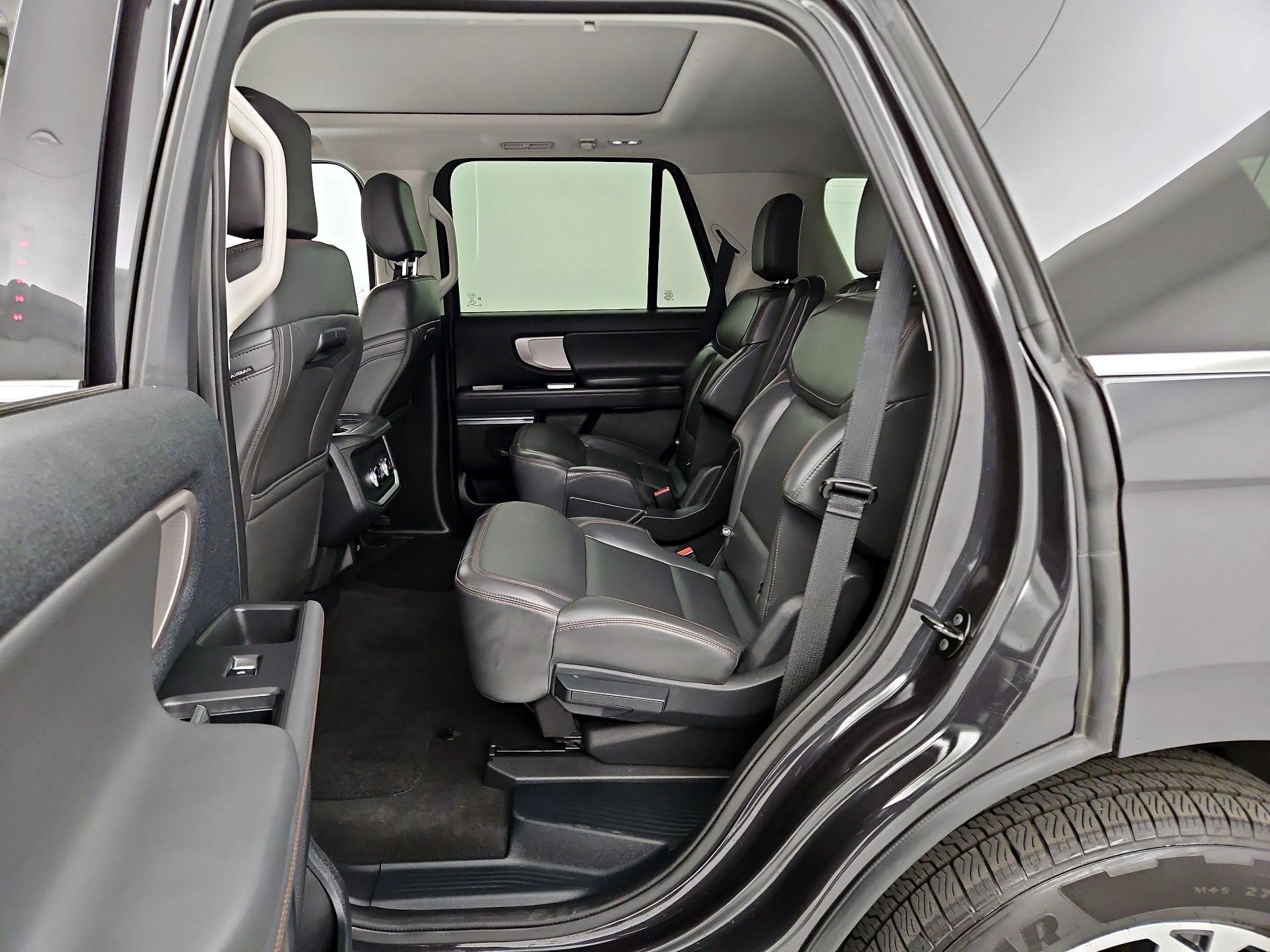 Thumbnail: 2025 Ford Expedition - 16