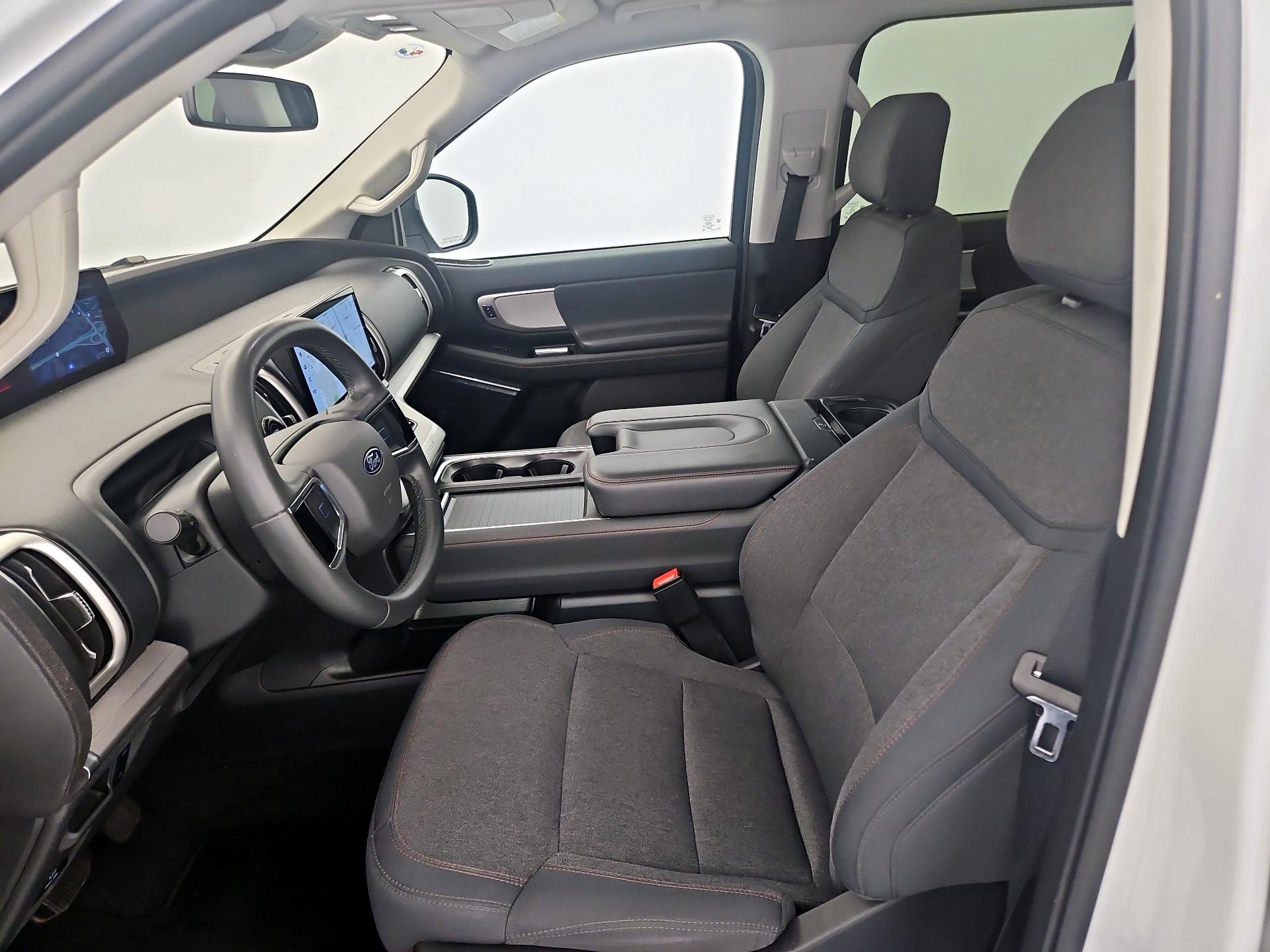Thumbnail: 2025 Ford Expedition MAX - 11