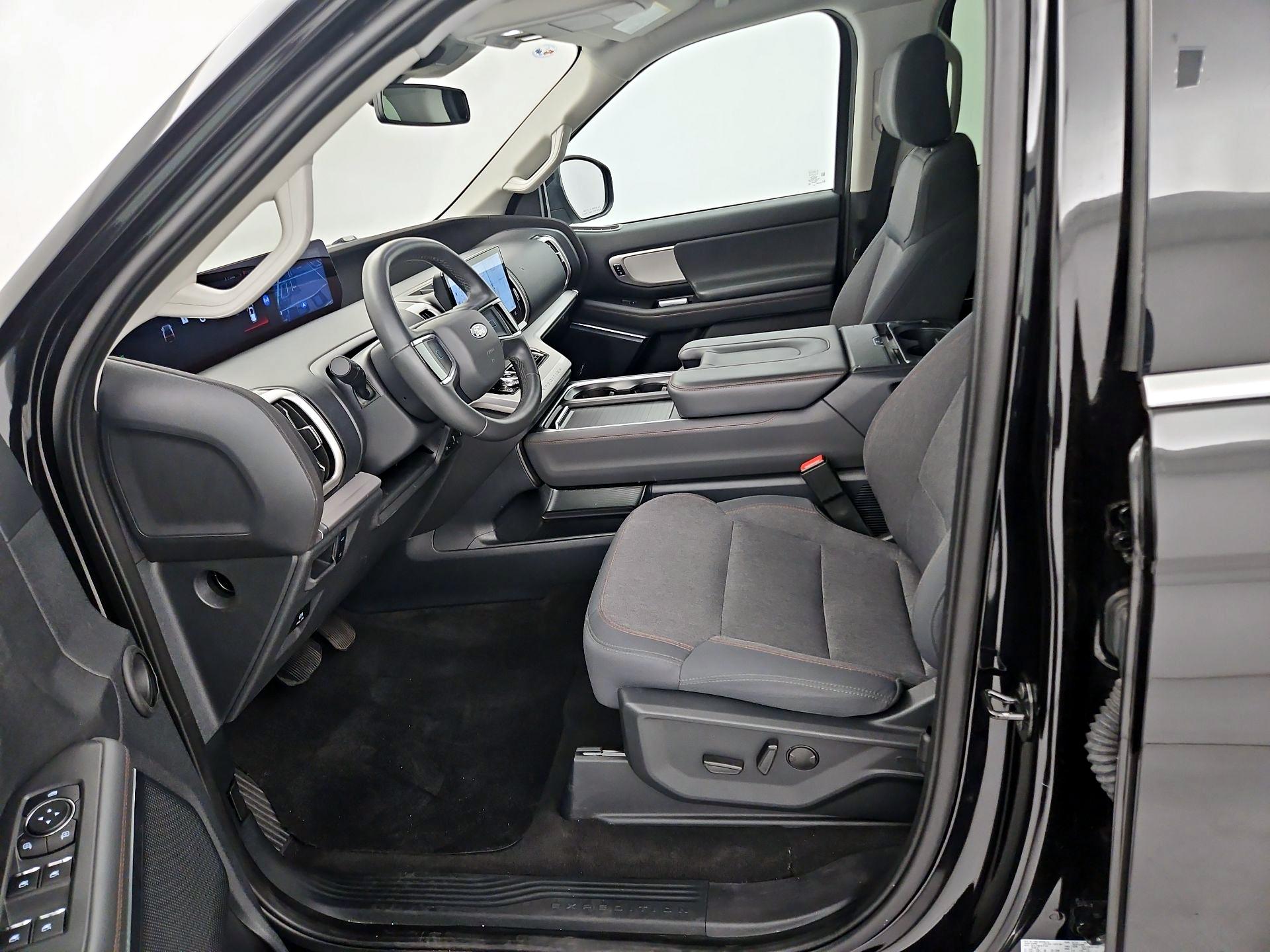 Thumbnail: 2025 Ford Expedition MAX - 11
