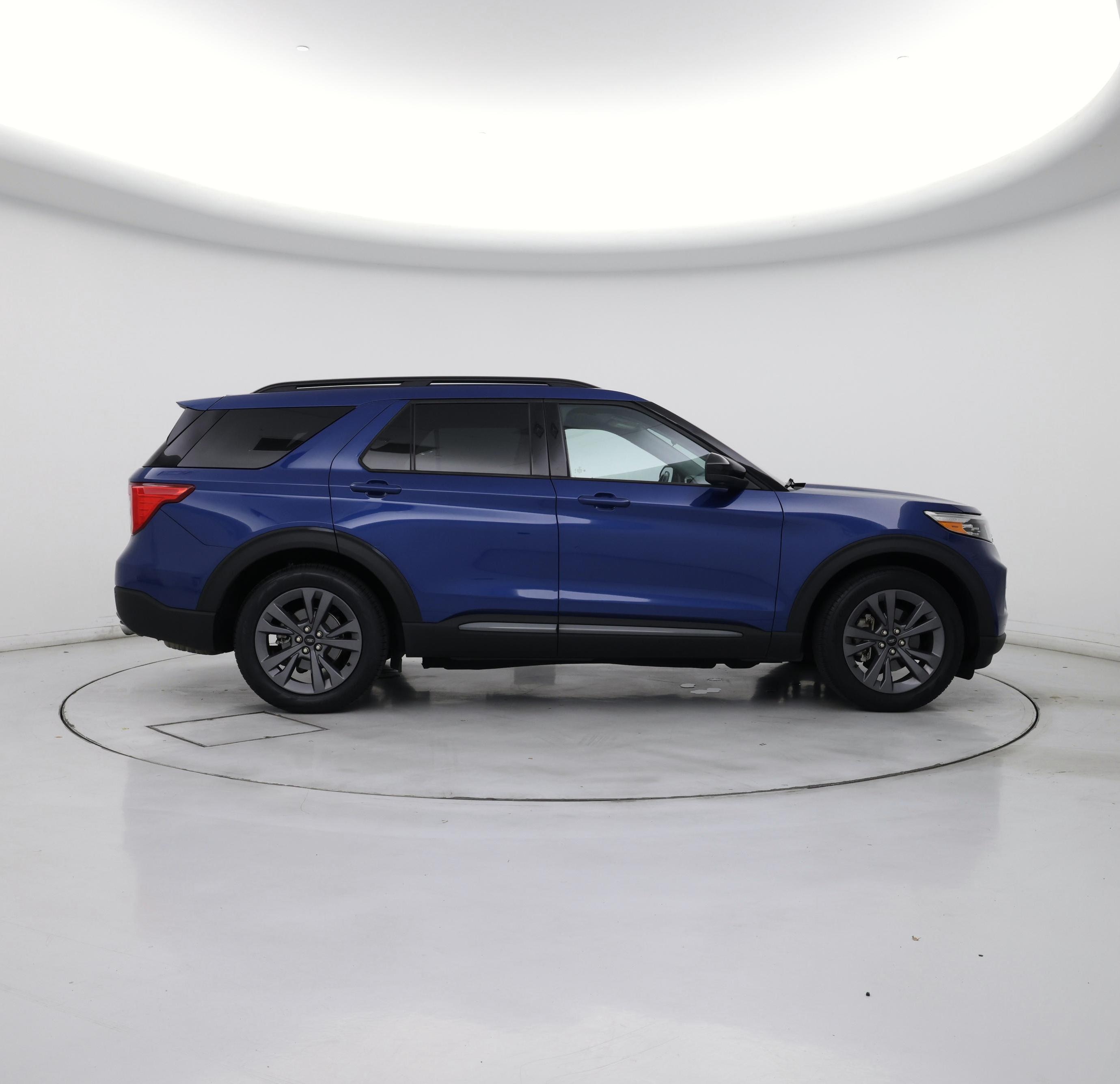 Thumbnail: 2023 Ford Explorer - 7