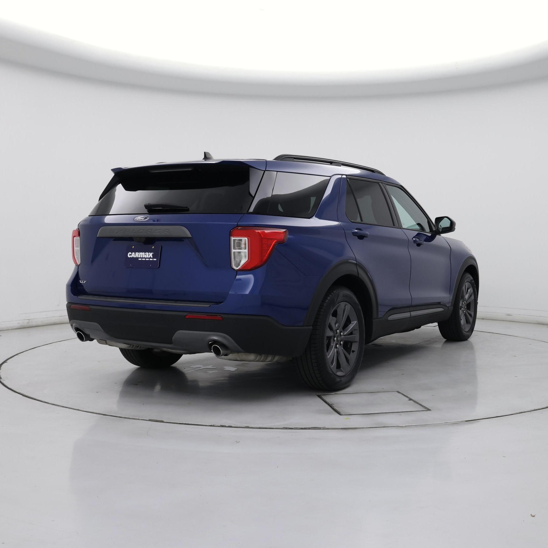 Thumbnail: 2023 Ford Explorer - 8