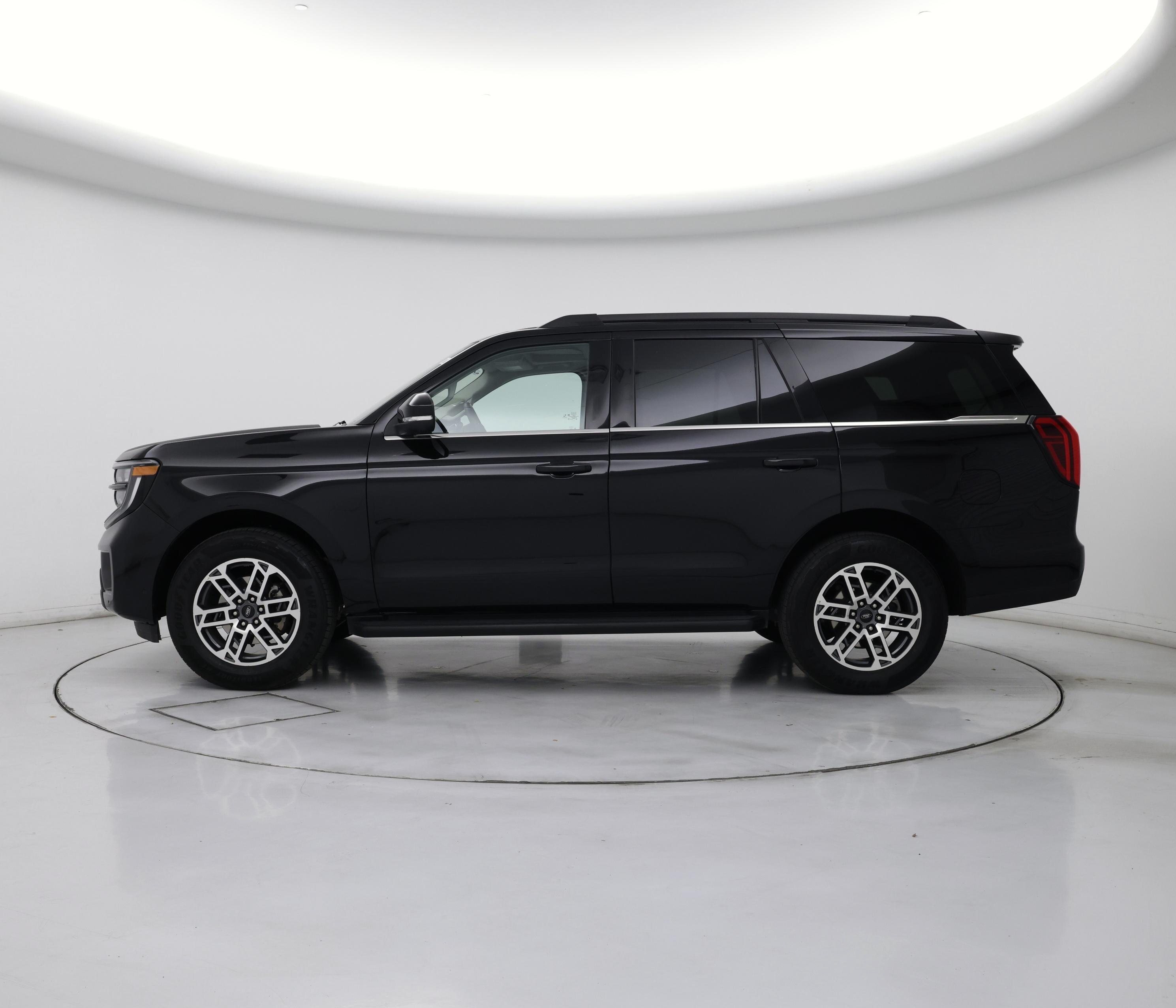 Thumbnail: 2025 Ford Expedition - 3