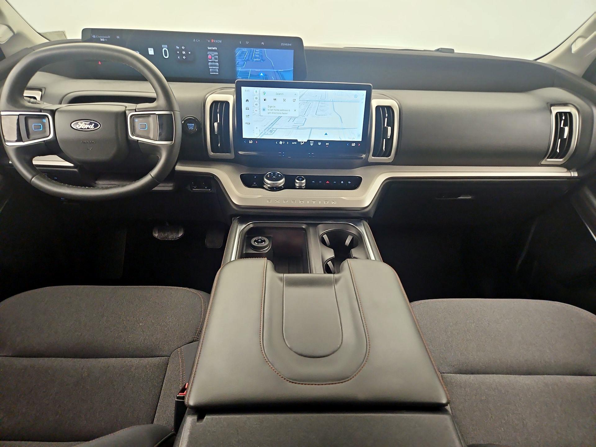 Thumbnail: 2025 Ford Expedition - 9